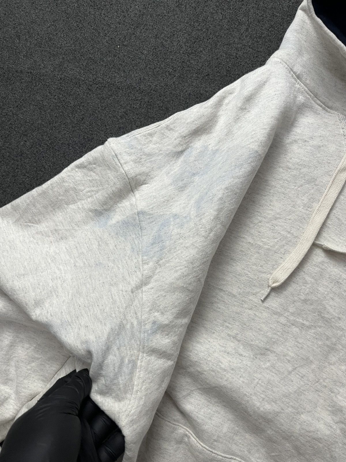 Champion Vintage 1990s grey champion small logo hoodie vintage Size US L / EU 52-54 / 3 - 3 Thumbnail