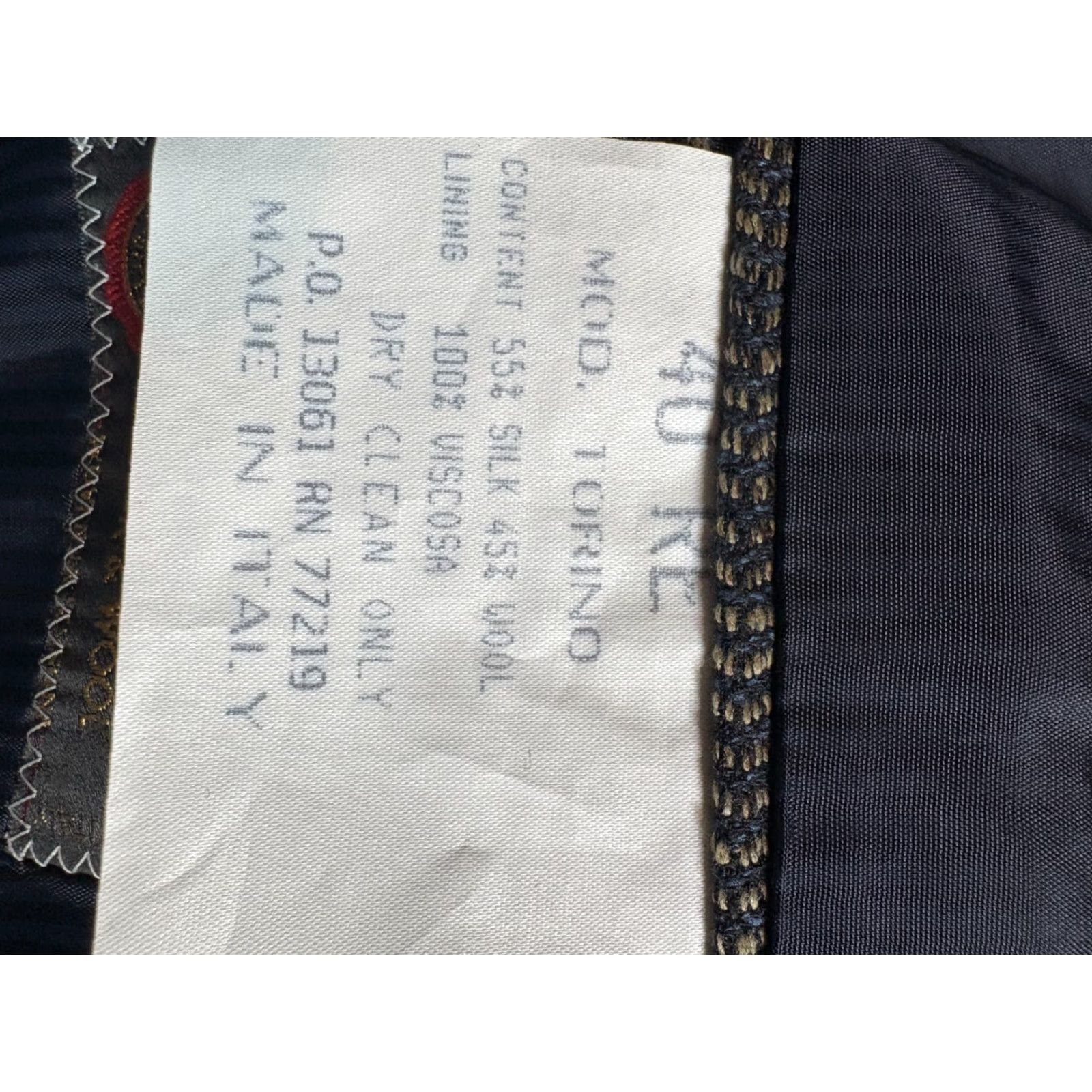 Vintage Lessona Suit Jacket Mens 40 Blue Silk Wool Made in Italy 2-Button Notch Lapel Jacket Front 2 Piece Regular Size 40 Mens Blue Black? Size 40R - 5 Thumbnail