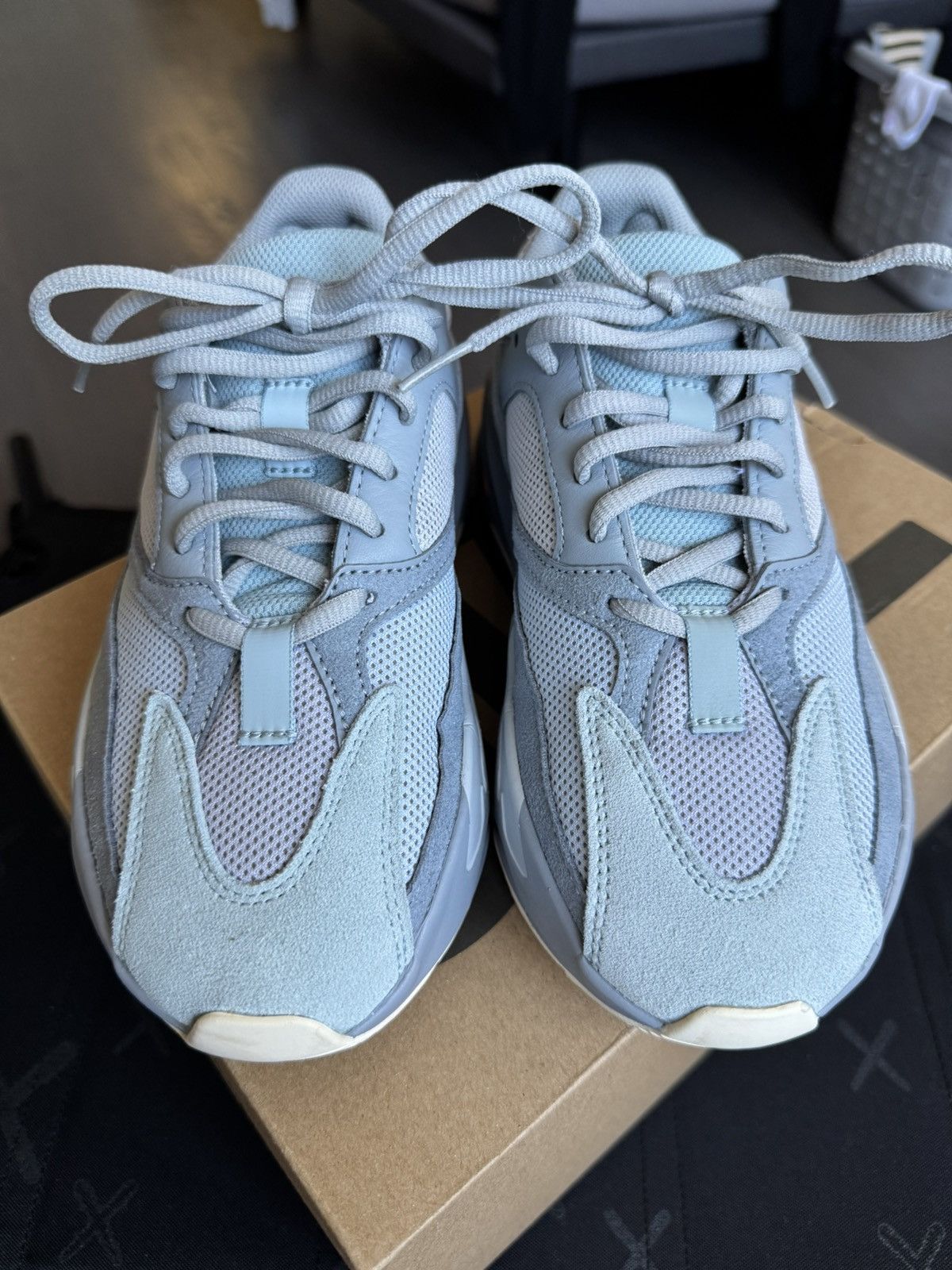 Adidas × Yeezy Adidas Yeezy Boost 700 inertia sz 6Y Size US 6 / EU 39 - 5 Thumbnail