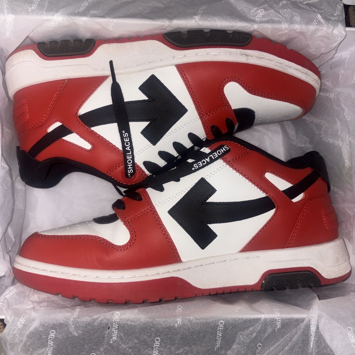 Off-White Off-white out of office Size US 10 / EU 43 - 2 Thumbnail