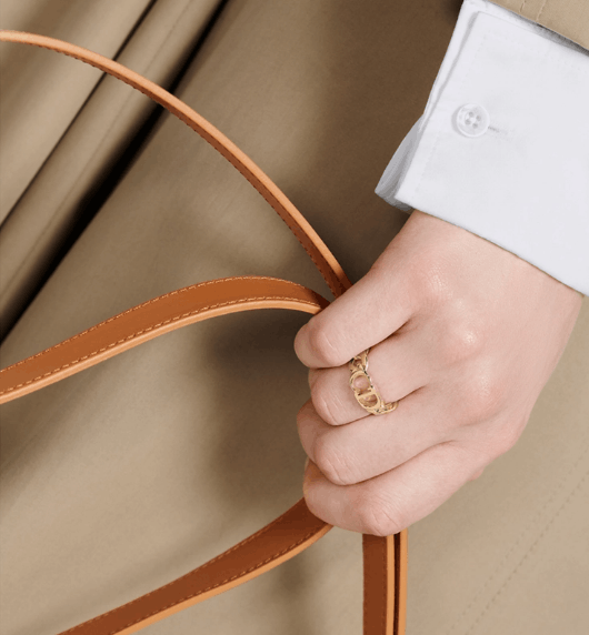 Dior o1w1db10126 R0750D Size : OS / Danseuse Étoile Ring in Gold Size ONE SIZE - 5 Thumbnail