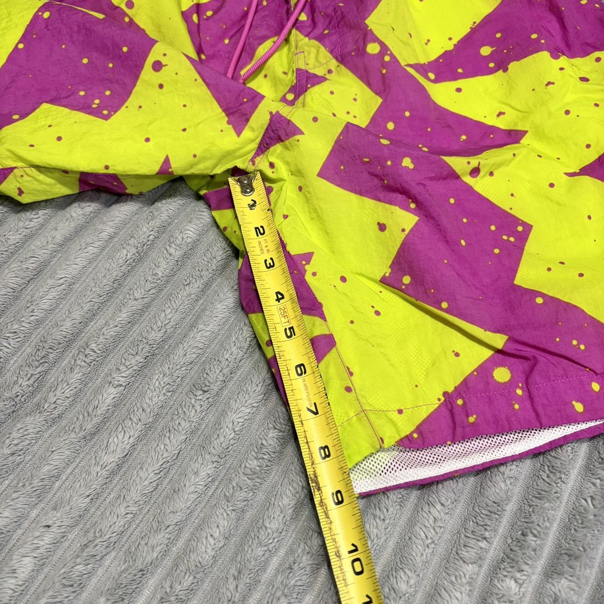 Jordan Brand Nike Air Jordan Jumpman Poolside Shorts (Size Large) Size US 34 / EU 50 - 6 Thumbnail