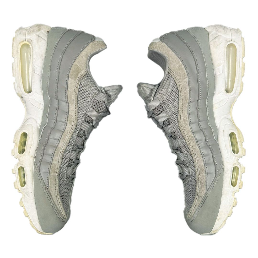 Nike Nike - Air Max 95 - Wolf Grey - UK 9 Size US 10 / EU 43 - 1 Thumbnail