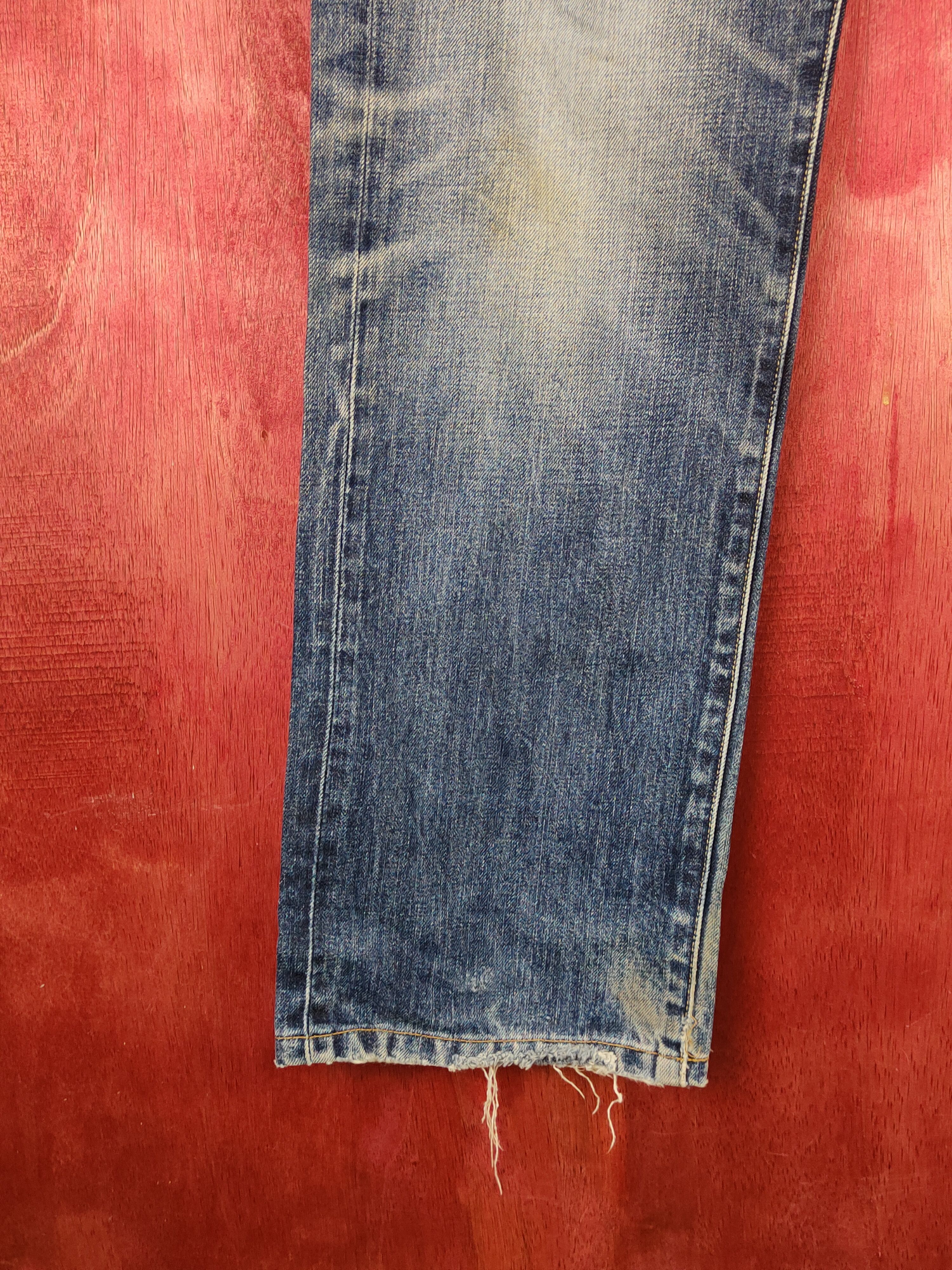 Japanese Brand Uniqlo Dark Blue Faded Distressed Ripped Jeans #S2195 Size US 34 / EU 50 - 4 Thumbnail