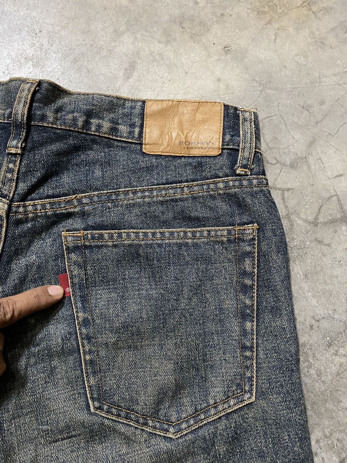 Japanese Brand Flare Jeans Japanese Bobson Mud Rusty Distressed Baggy Jeans Size US 31 - 14 Thumbnail