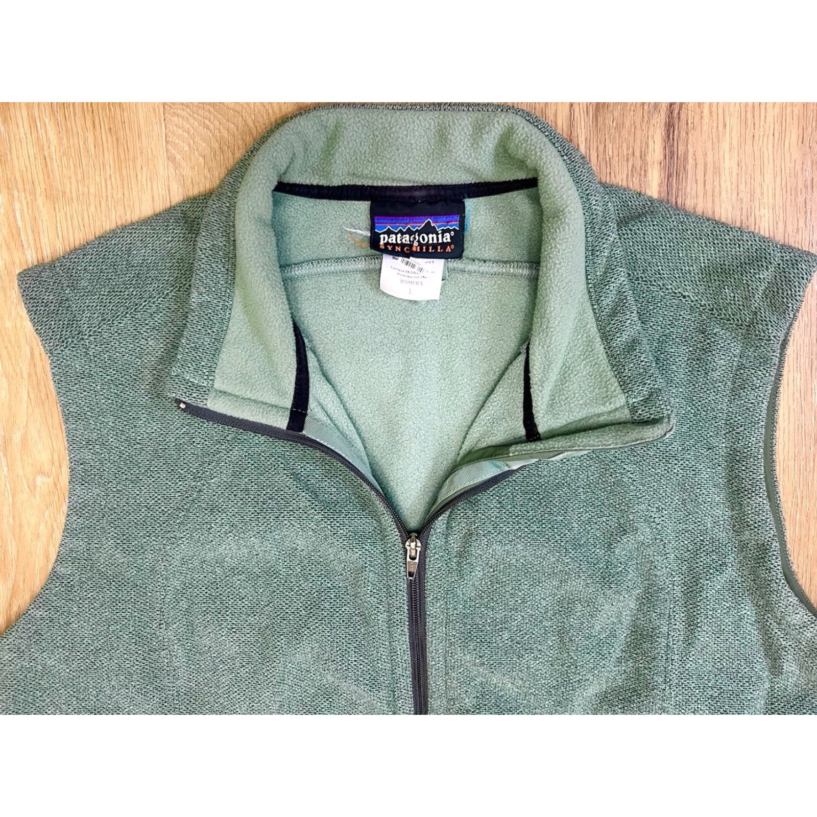 Patagonia Patagonia Vest Womens L Fleece Full Zip Windproof Synchilla Logo Pockets Mid-Length Green Size L / US 10 / IT 46 - 3 Thumbnail
