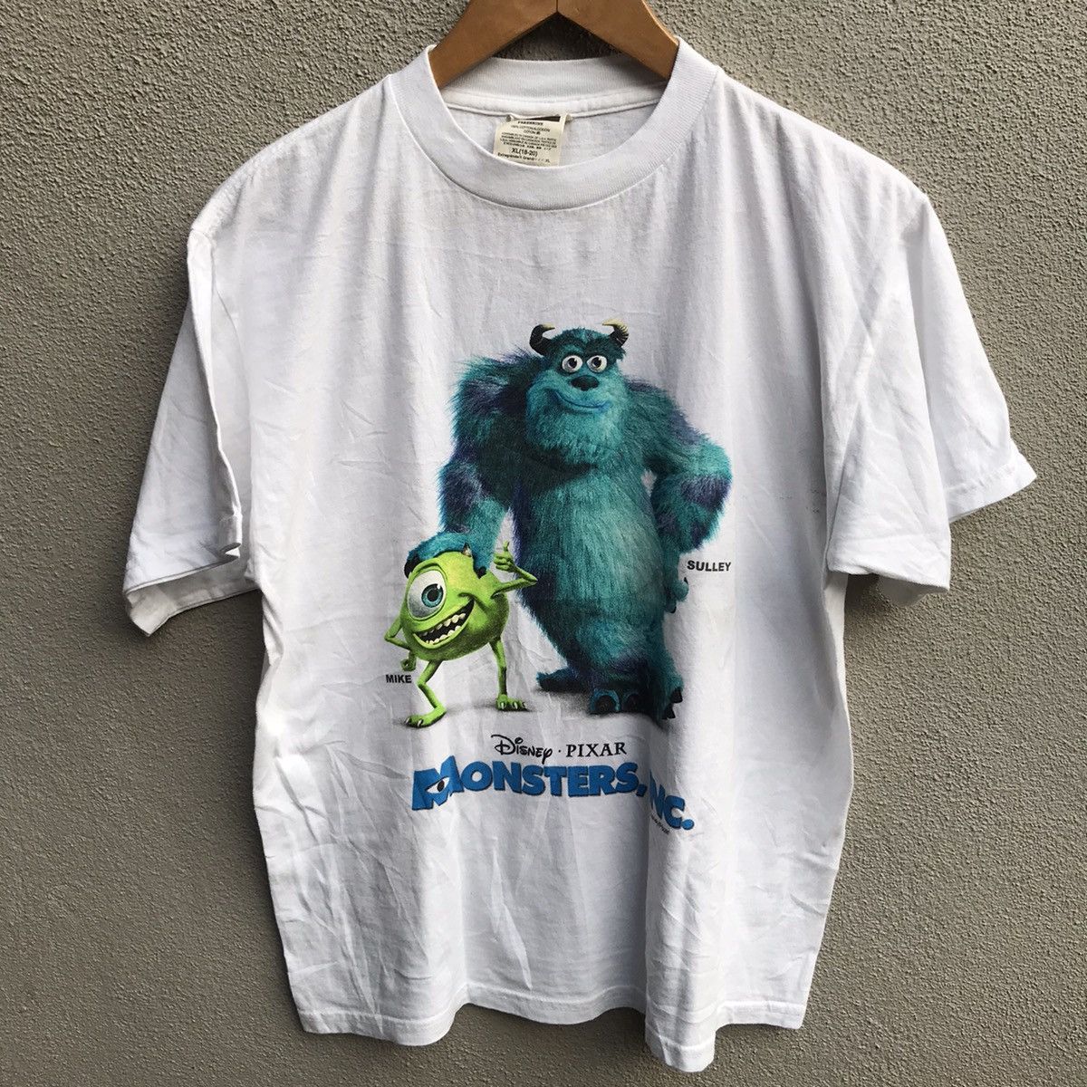 Disney Vintage MONSTER INC movie promo tee disney Size US M / EU 48-50 / 2 - 2 Thumbnail
