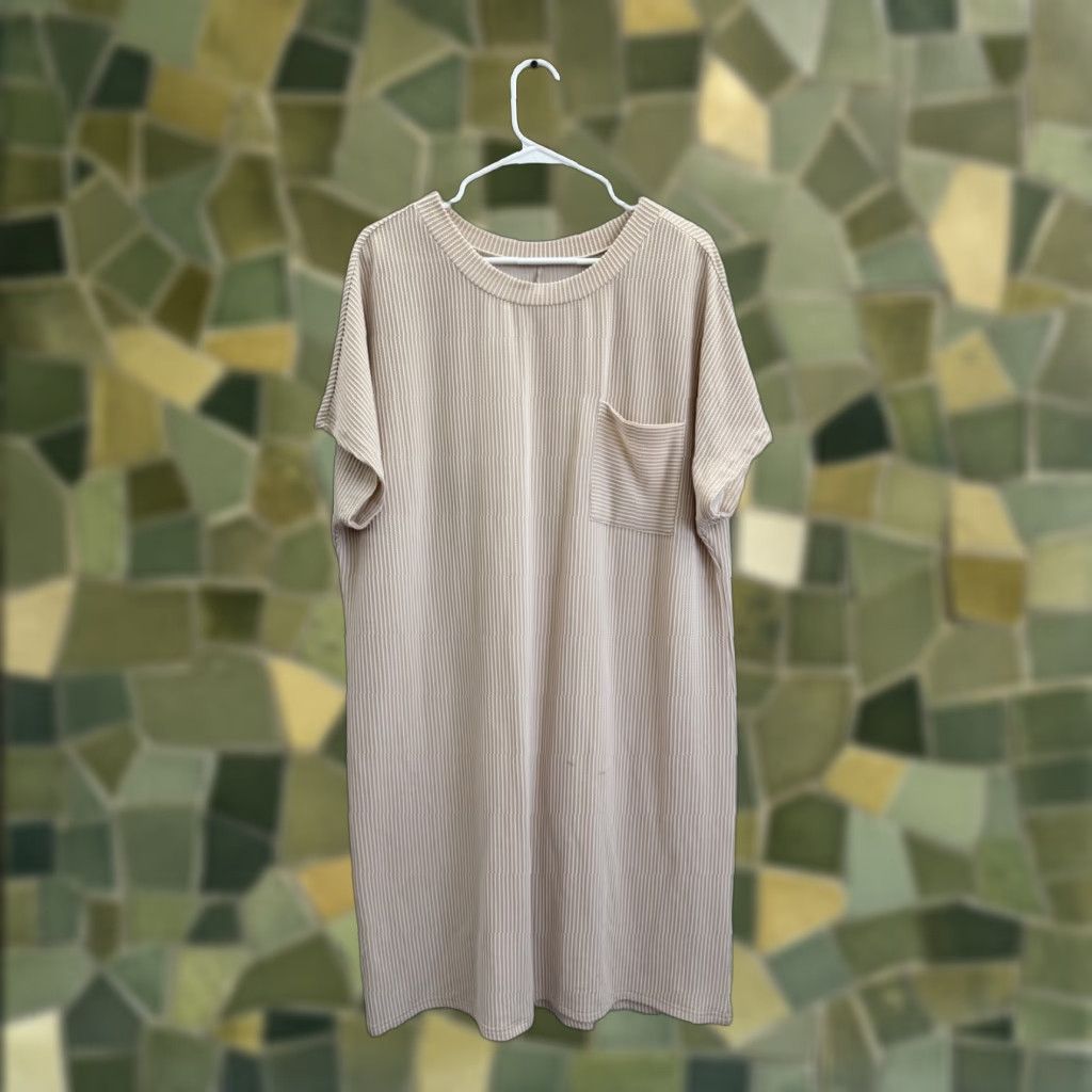 Vintage Unbranded Womens Dress 2XL Tan White Textured Ribbed Swing Sleeve Pocket Dress Shirt Dress Women's Regular Size 2XL Tan White Modern 90s? Size XXL / US 16-18 / IT 52-54 - 1 Thumbnail