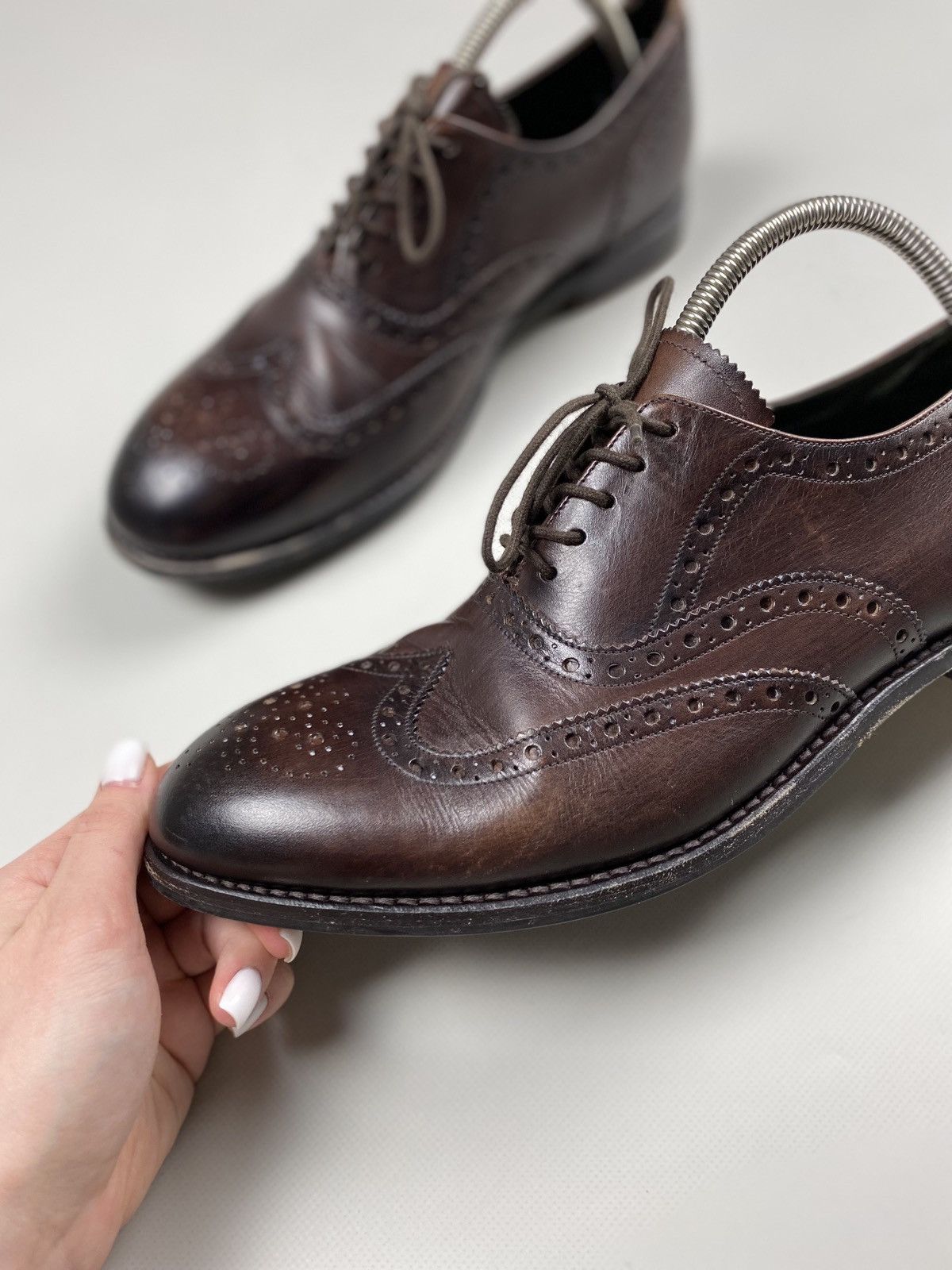 Loake Loake men’s leather formal brogue shoes size UK 9 / US 10 Size US 10 / EU 43 - 13 Thumbnail