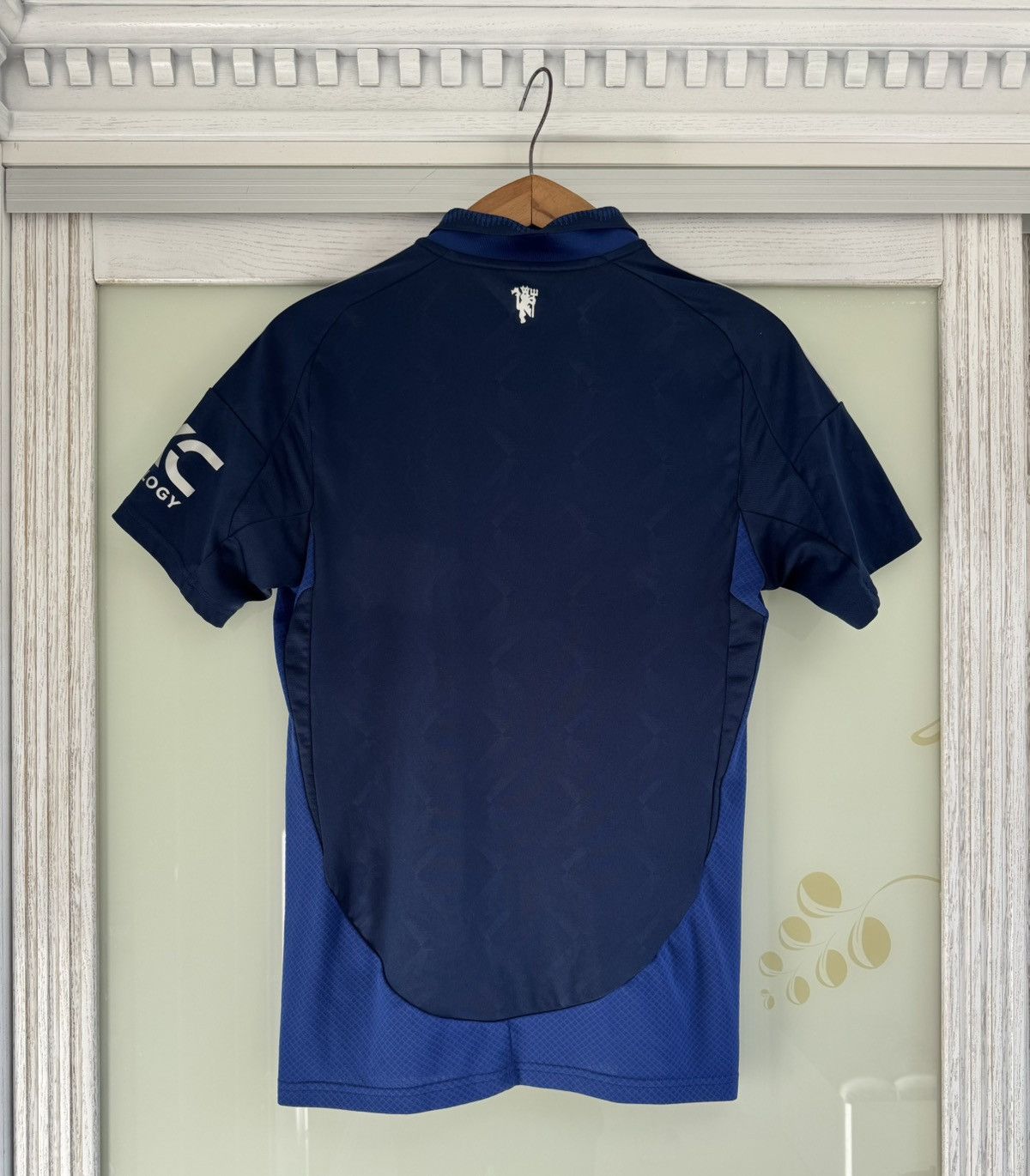 Adidas Manchester United 2024-2025 Away Soccer Jersey Football Kit Size US S / EU 44-46 / 1 - 2 Thumbnail