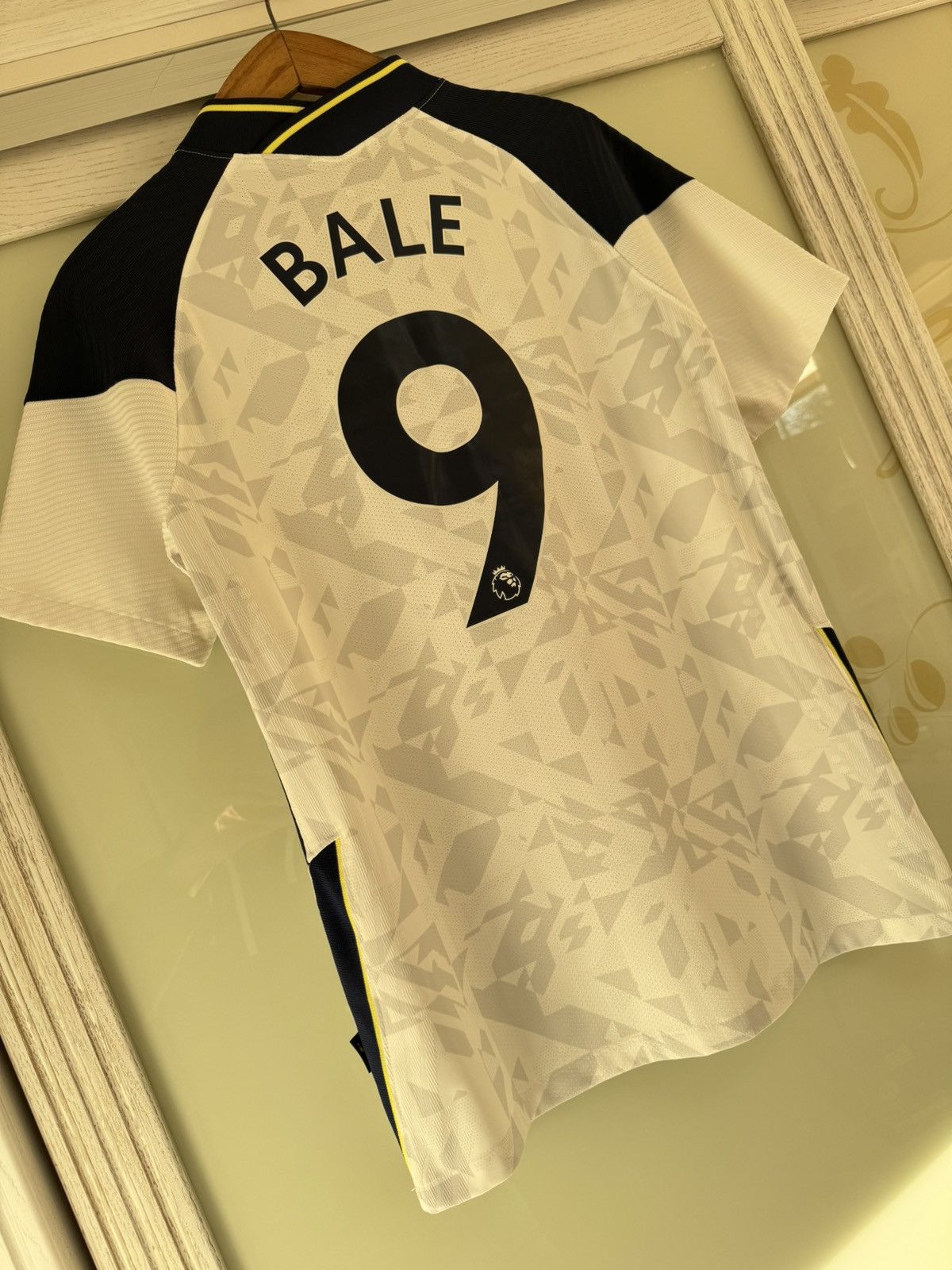Nike Bale #9 Tottenham Hotspur 2020-2021 Player Issue Home Jersey Size US M / EU 48-50 / 2 - 8 Thumbnail