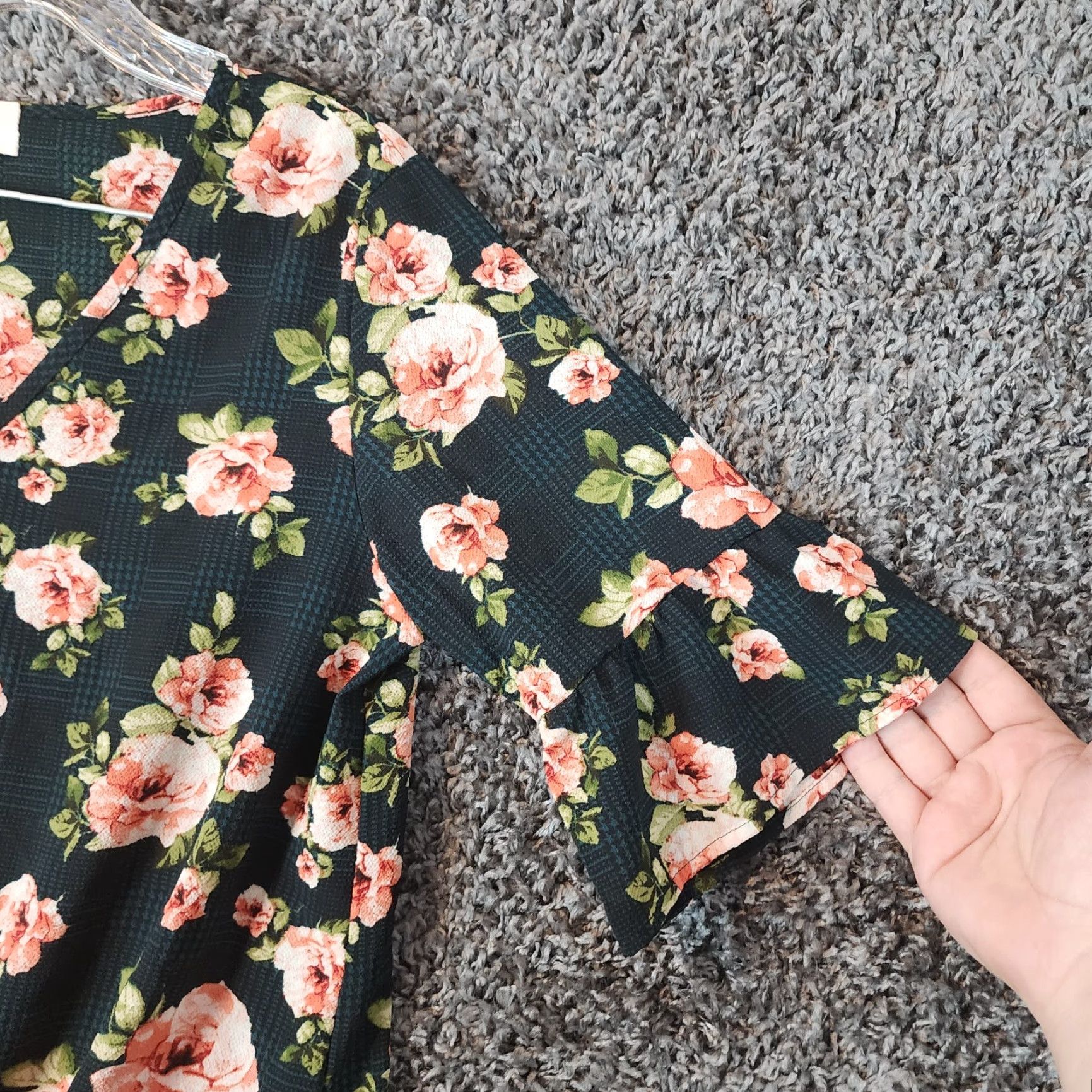 Vintage AJ Amelia James Blouse Women's Size M Green Floral Flared Sleeve Tie Waist Womens Size M / US 6-8 / IT 42-44 - 2 Thumbnail
