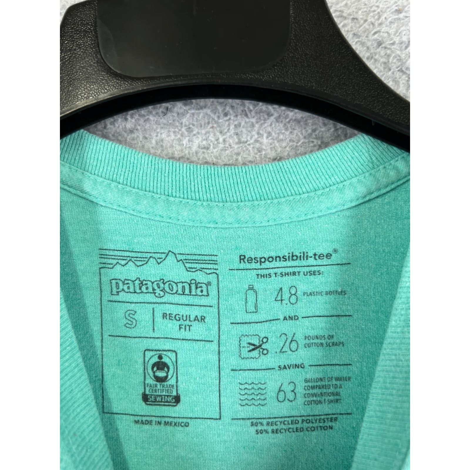 Patagonia Patagonia Shirt Men’s T-Shirt Long Sleeve Teal Logo Fitz Roy Print 39161 All Seasons Breathable Size US S / EU 44-46 / 1 - 7 Thumbnail