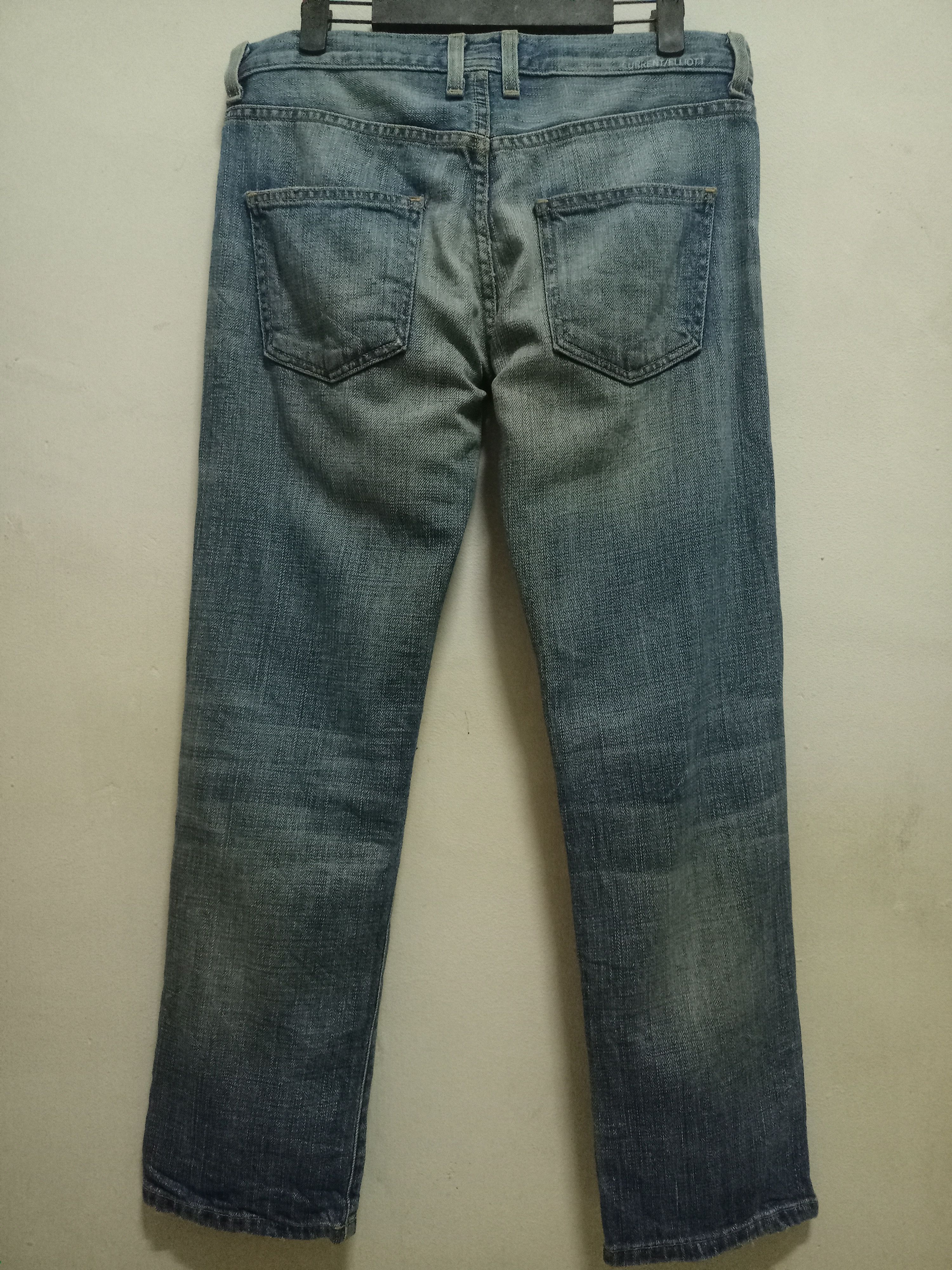 Current/Elliot Vintage USA Current Elliot Blue Wash Distressed Jeans Size US 32 / EU 48 - 2 Thumbnail