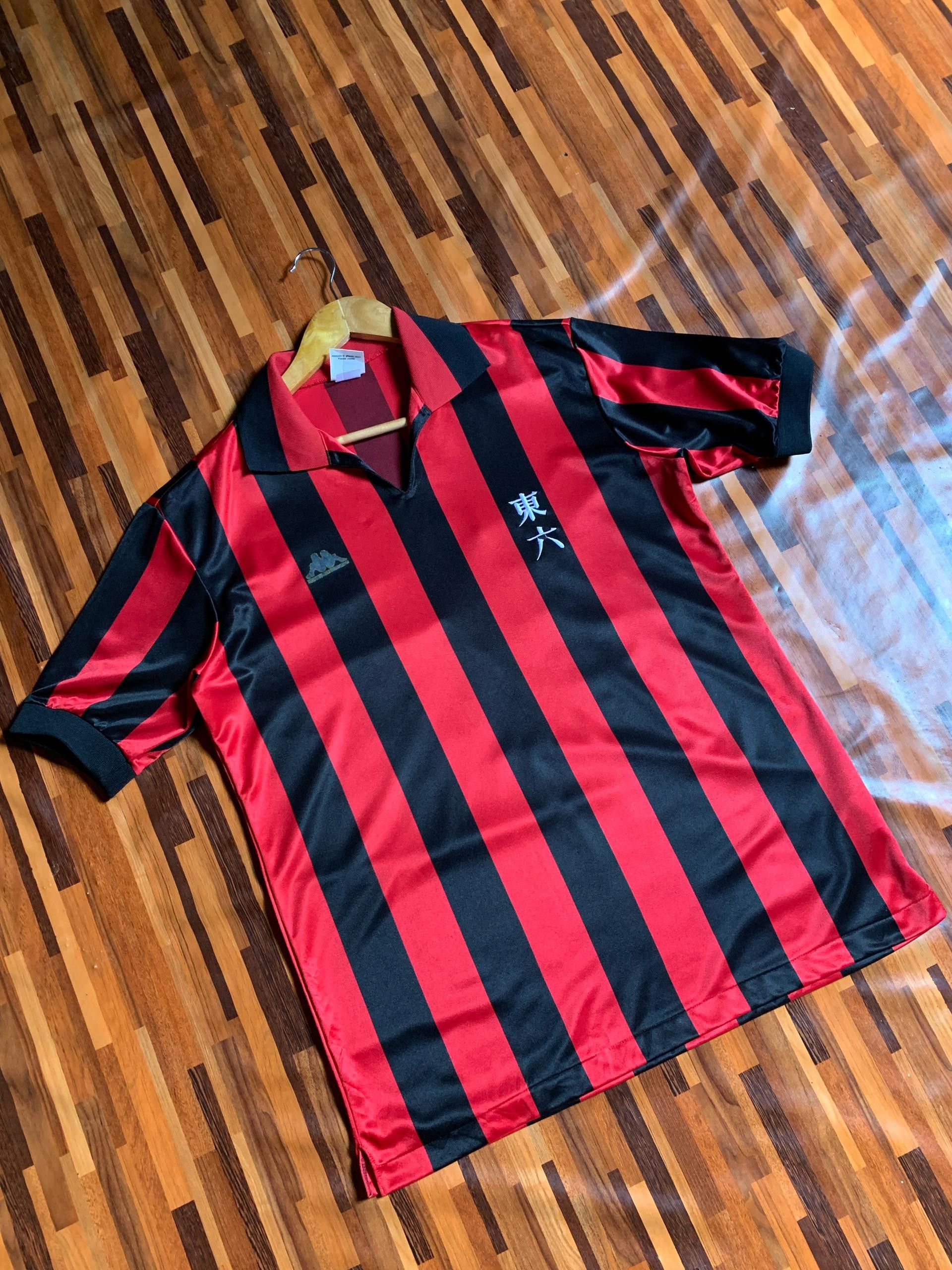 Vintage Kappa AC Milan RED BLACK 80'S single stich Japanese edition Size US L / EU 52-54 / 3 - 3 Thumbnail