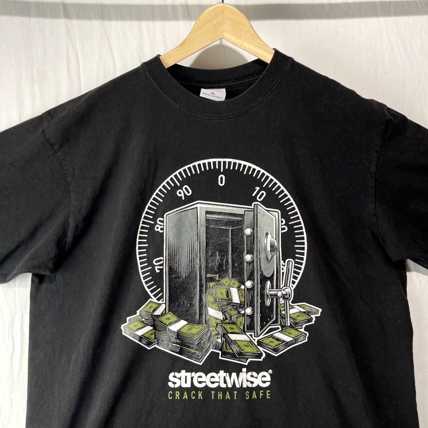 Vintage Streetwise Shirt Mens XL Black Streetwear T-Shirt Logo City Graphic Print Crew Neck Short Sleeve Adults Medium? Size US XL / EU 56 / 4 - 2 Thumbnail