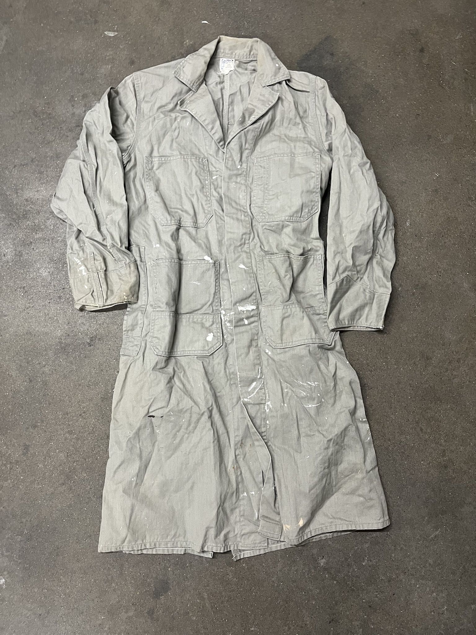 Carhartt × Vintage Vintage 1950s Johnson Uniform Co Distressed Herringbone Lab Coat Size 36 Size US M / EU 48-50 / 2 - 1 Thumbnail