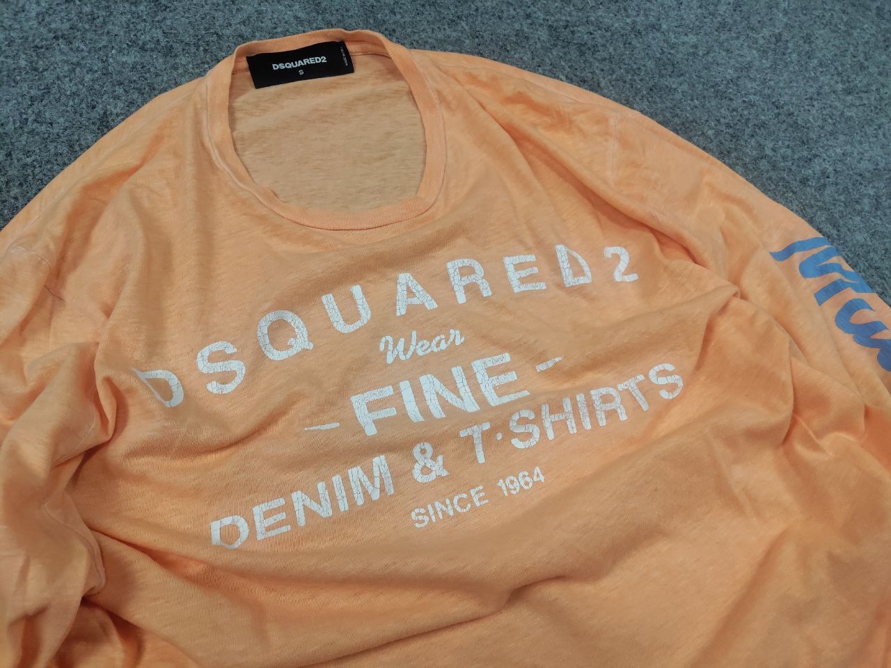 Dsquared2 Dsquared2 Design Peach Longsleeve Spellout Logo T-shirt Size US S / EU 44-46 / 1 - 4 Thumbnail