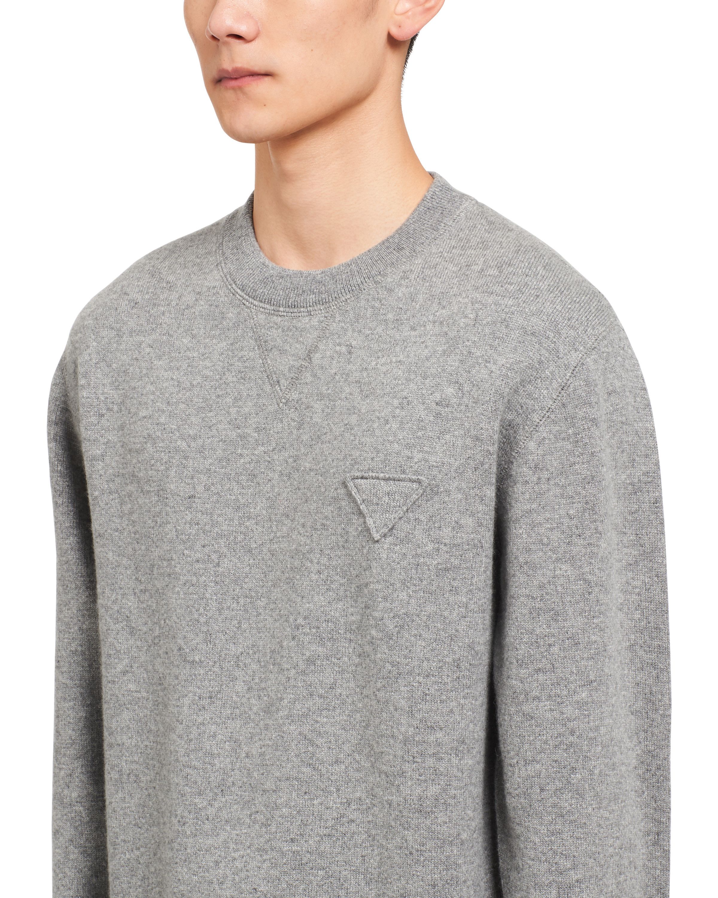 Prada o1bcso1str1025 Cashmere Sweater in Grey Size US M / EU 48-50 / 2 - 5 Thumbnail