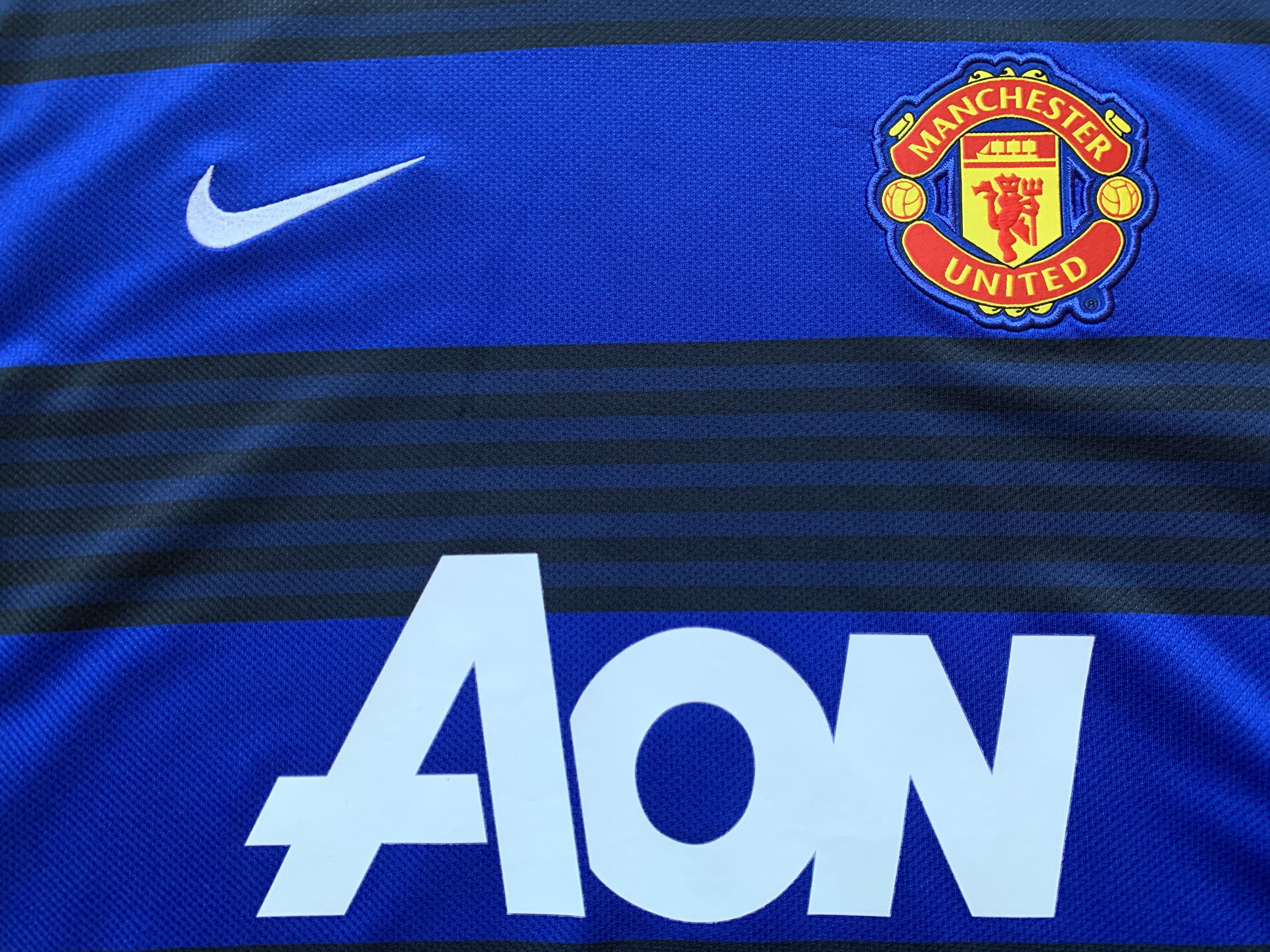 Nike × Vintage Vintage Nike Manchester United Away Football Shirt 2011-2012 Size US L / EU 52-54 / 3 - 5 Thumbnail
