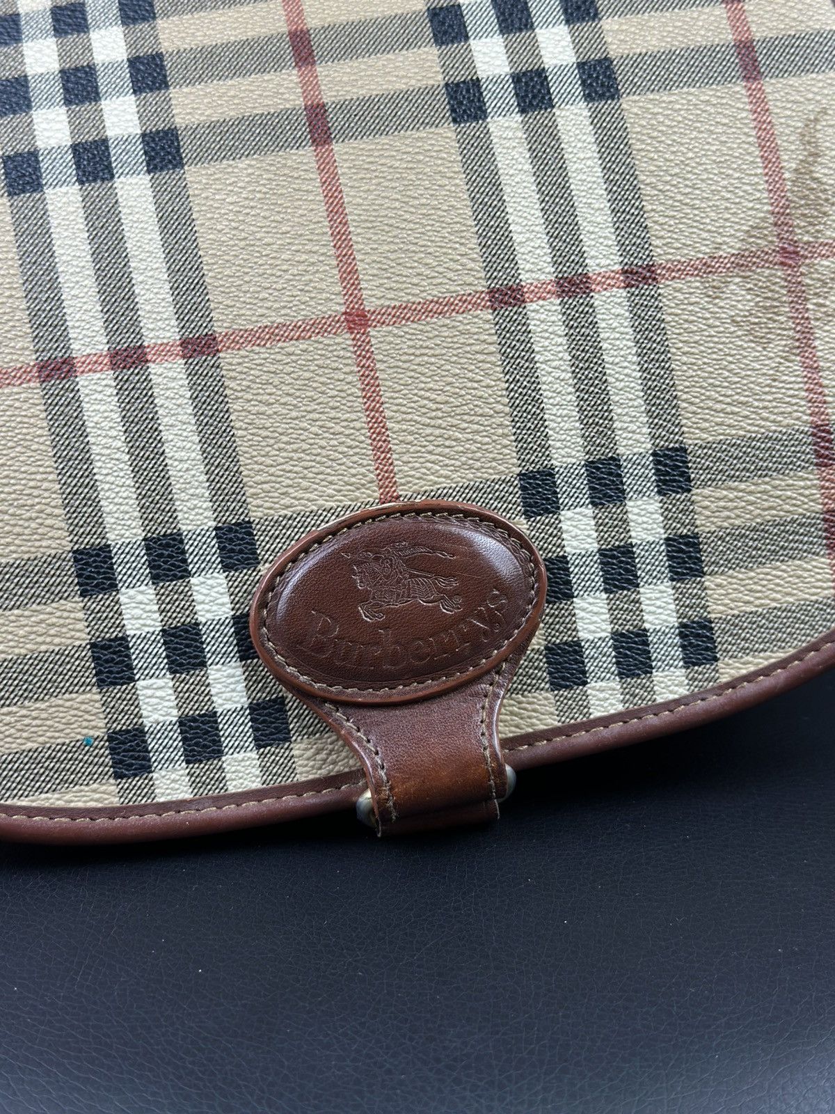 Burberry × Vintage Burberrys Nova Check Shoulder Bag Leather Beige Size ONE SIZE - 2 Thumbnail