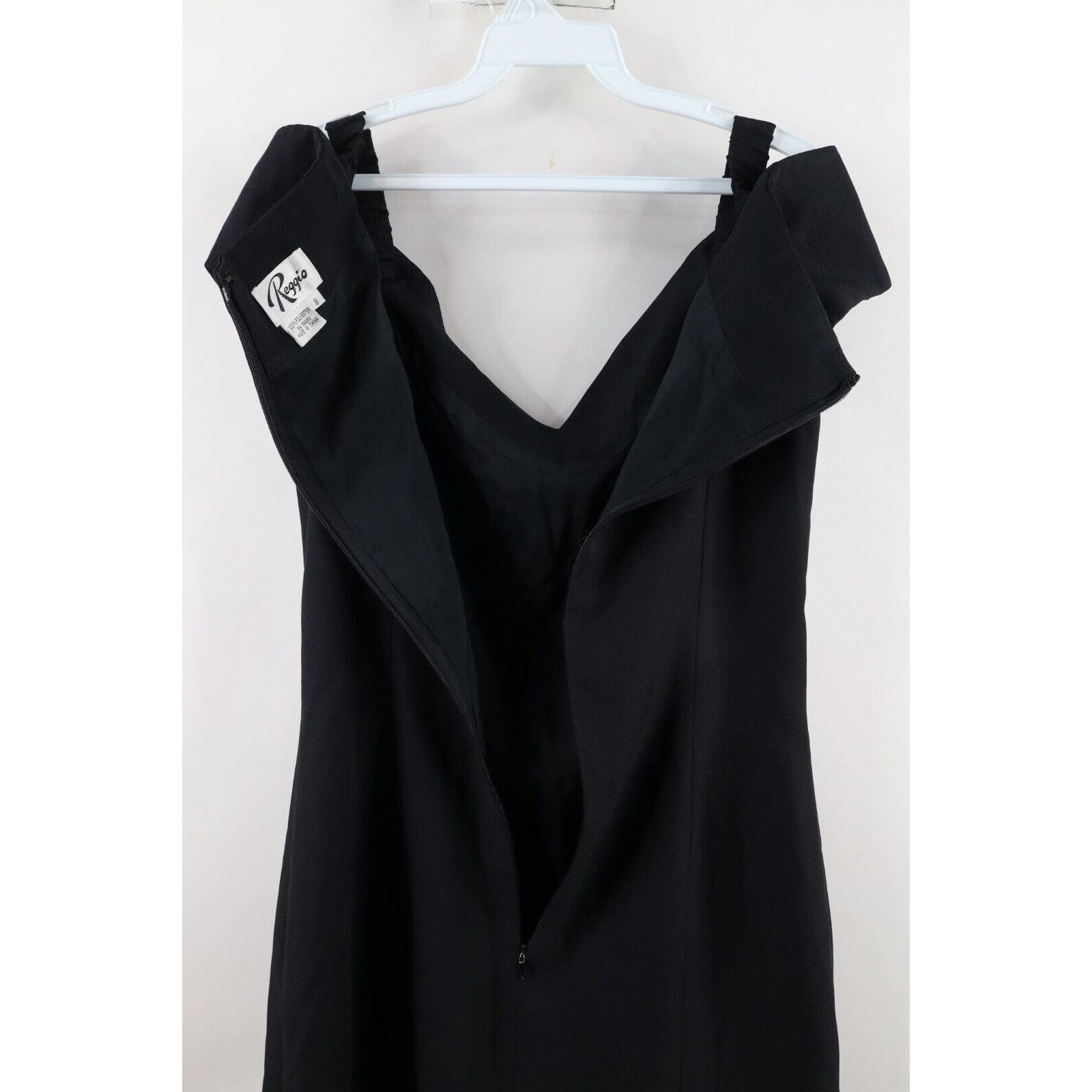Vintage Vintage 80s Glam Off the Shoulder Pencil Cocktail Dress Size M / US 6-8 / IT 42-44 - 7 Thumbnail