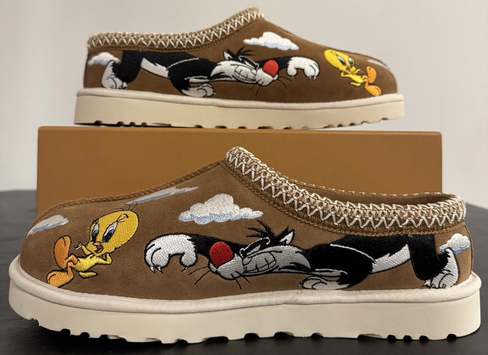 Palace Palace Ugg Looney Tunes Tasman Slipper Chestnut Size 9 New Size US 10 / EU 43 - 3 Thumbnail