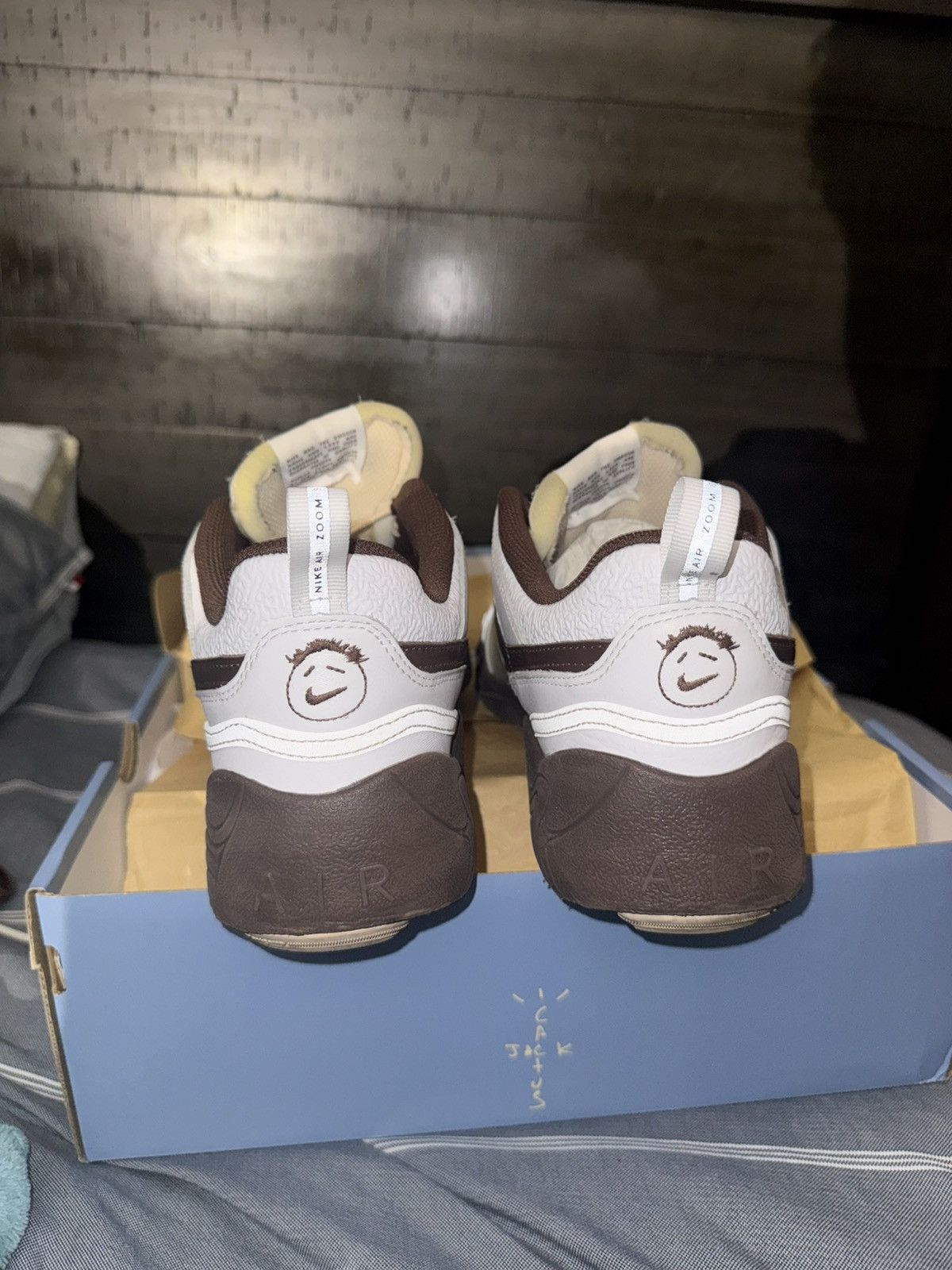 Nike × Travis Scott Nike zoom field Size US 9 / EU 42 - 4 Thumbnail