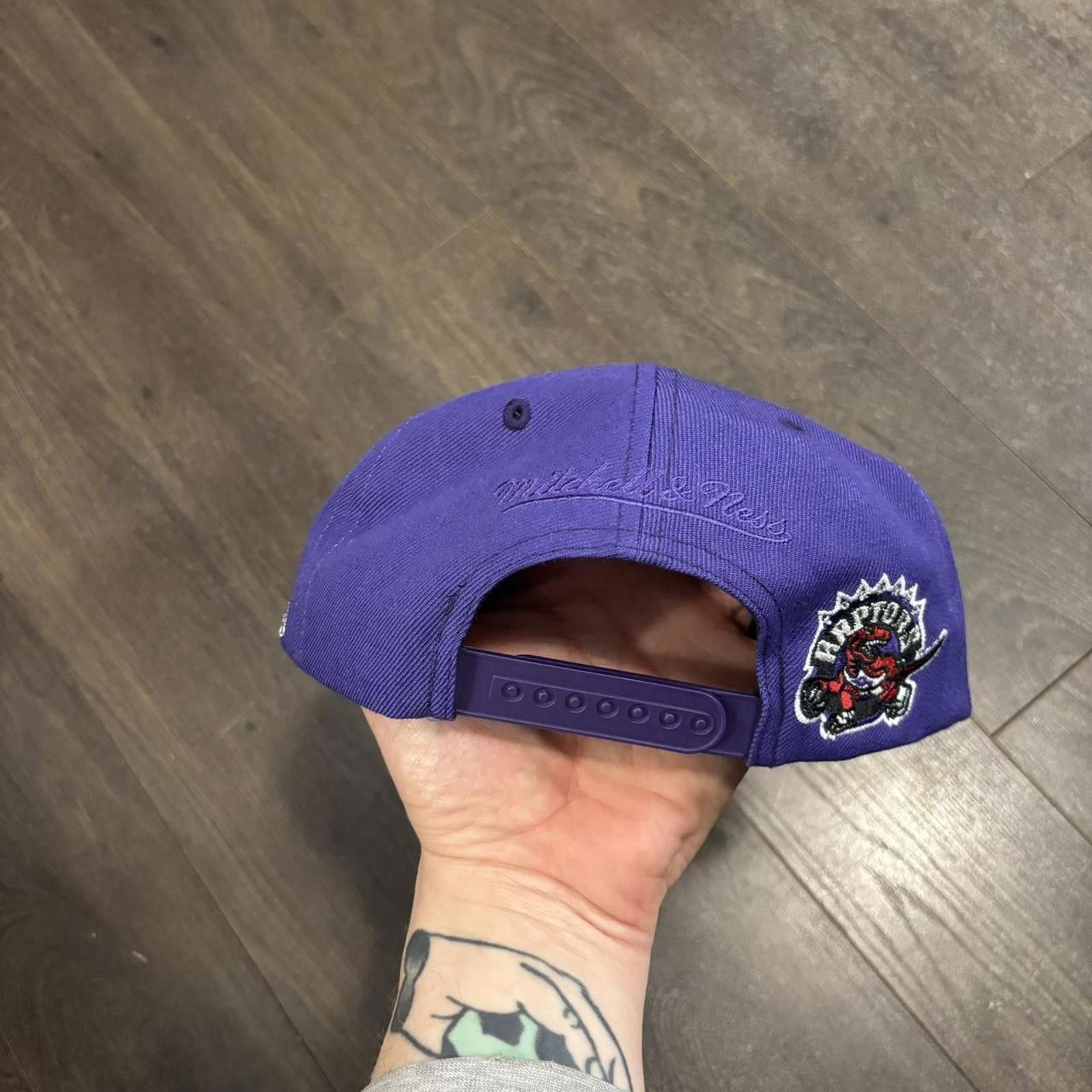 October's Very Own Toronto raptors ovo octobers very own shark bite hat Size ONE SIZE - 4 Thumbnail