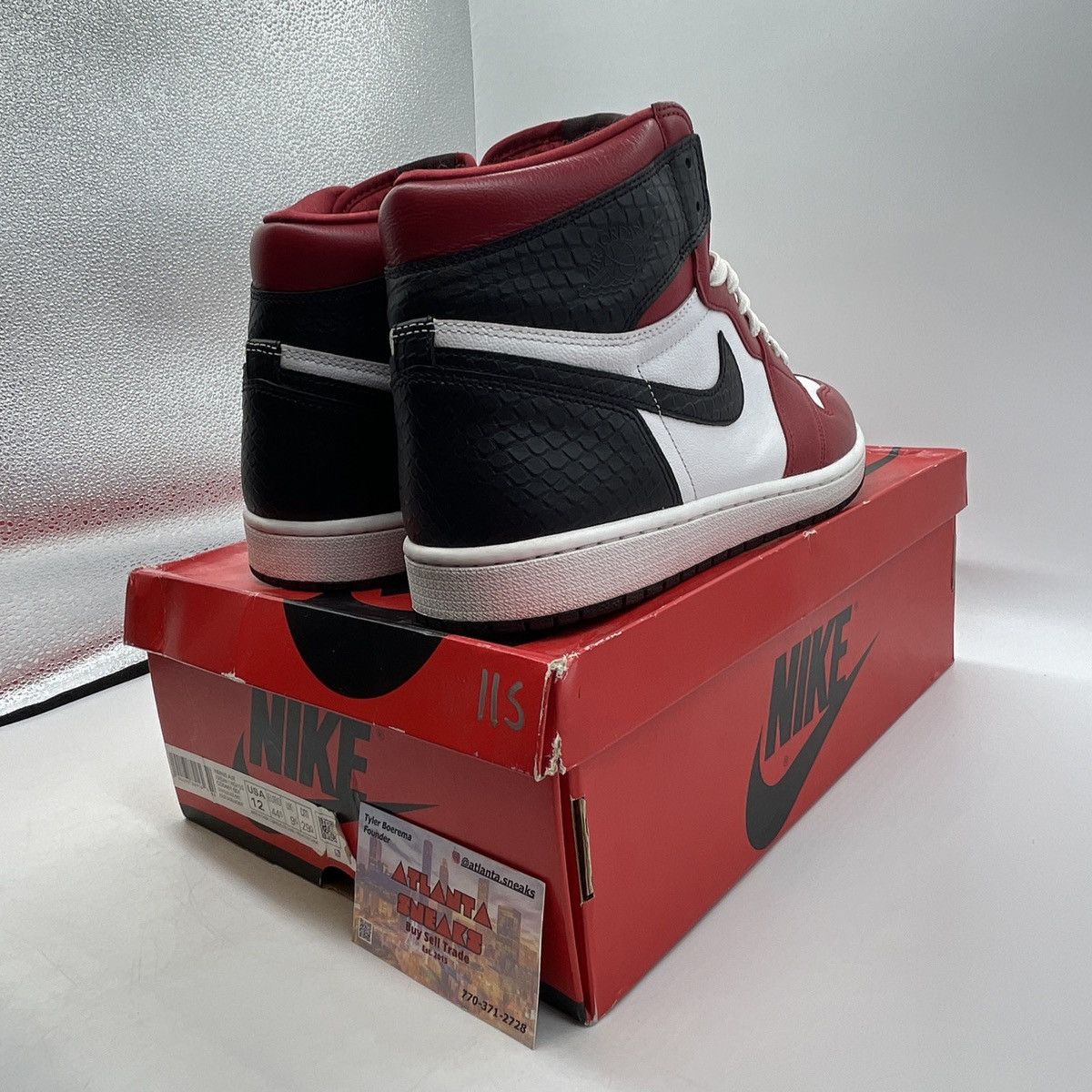 Jordan Brand Air Jordan 1 satin red Size US 12 / IT 42 - 5 Thumbnail
