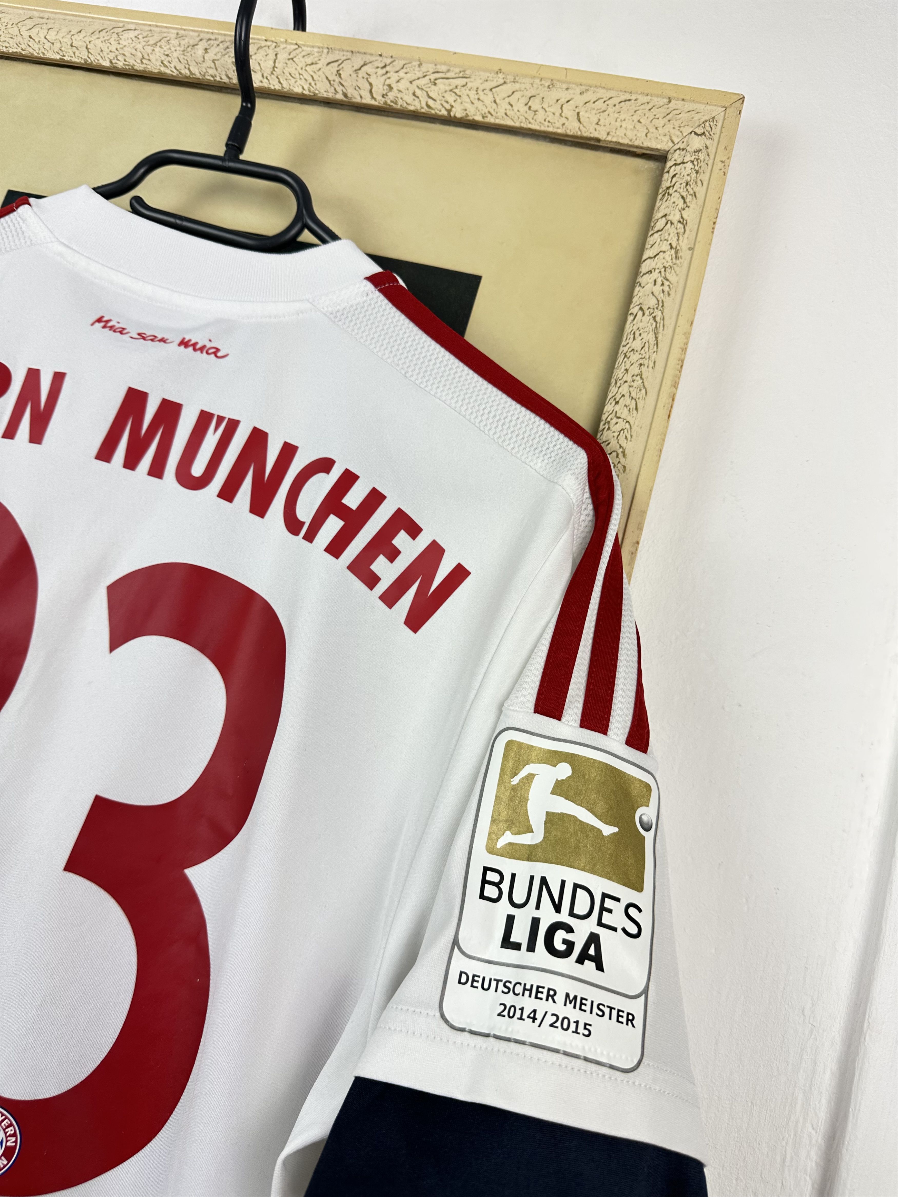Adidas Bayern Munich football shirt 2015 #23 Vidal Adidas Jersey Size US M / EU 48-50 / 2 - 18 Thumbnail