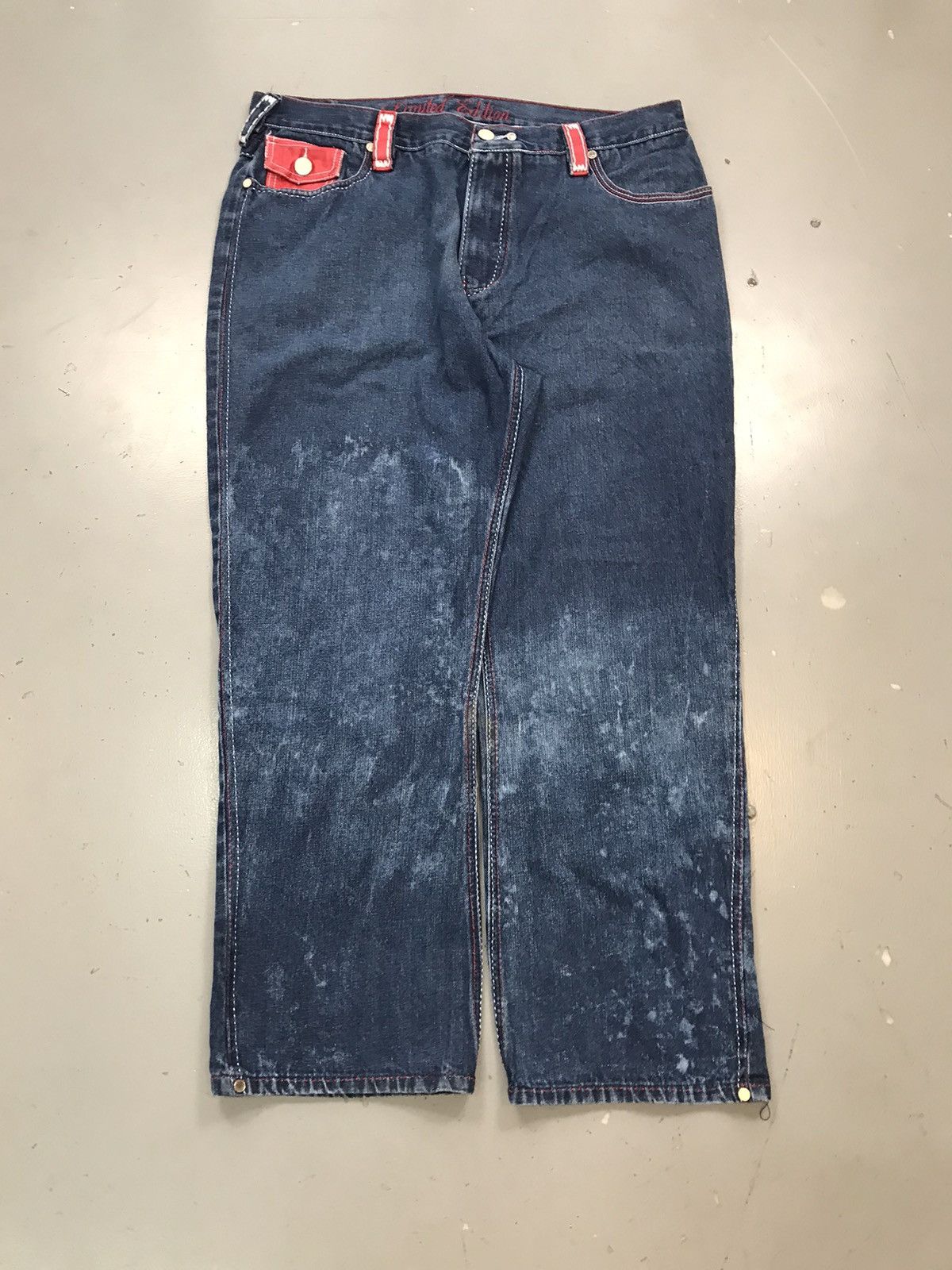 Coogi × Vintage Vintage Coogi crazy embroidered denim Size US 40 / EU 56 - 1 Thumbnail