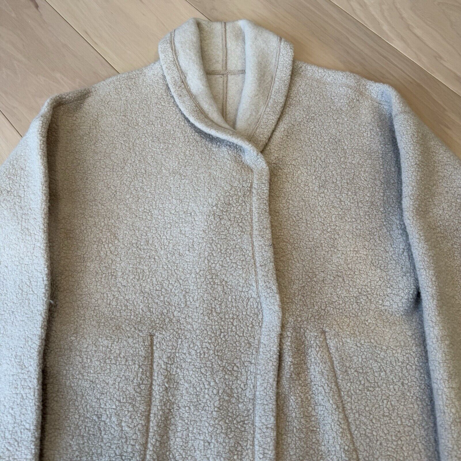 Lululemon Lululemon Sincerely Sherpa Wrap Women's S Beige Open Sweater Size S / US 4 / IT 40 - 3 Thumbnail