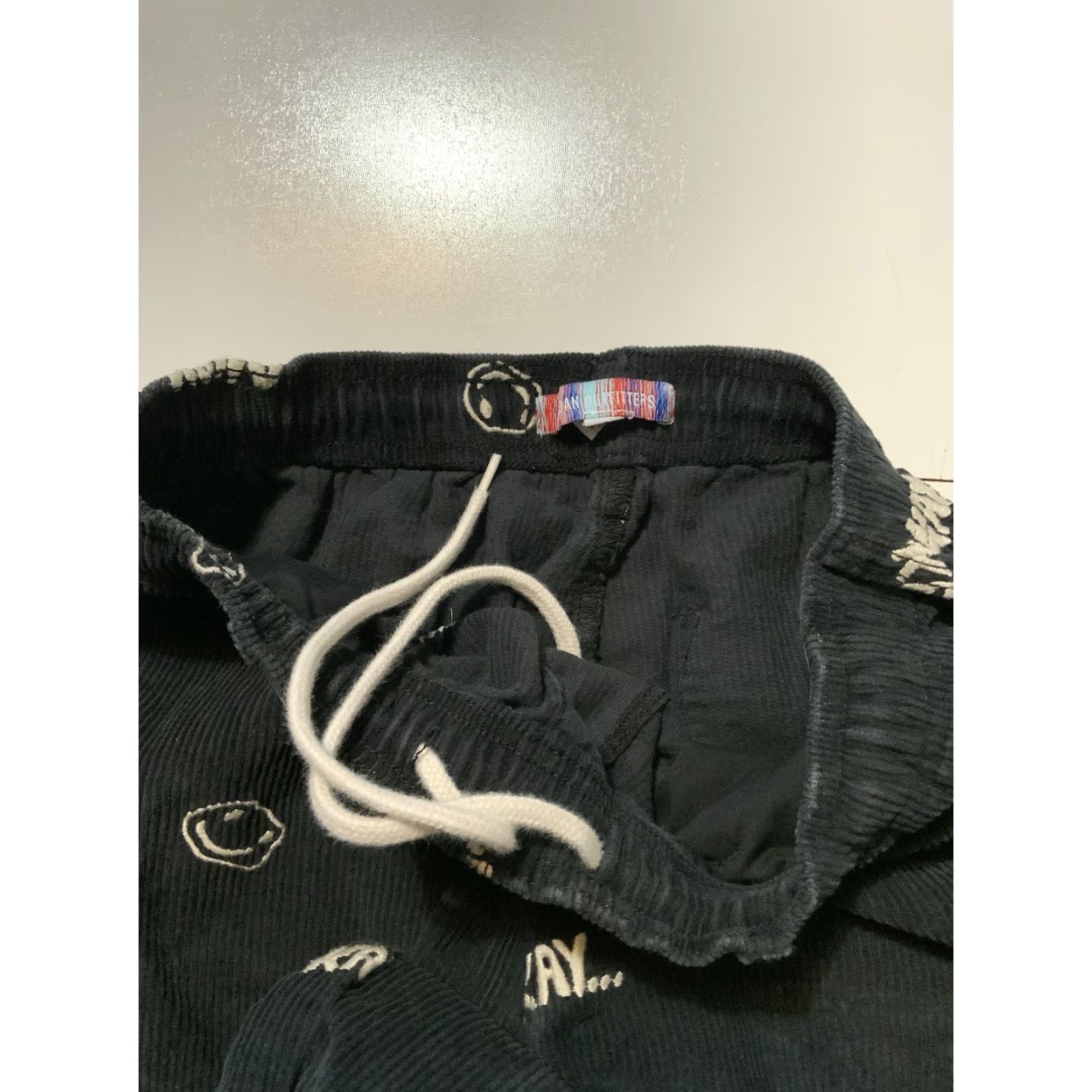 Urban Outfitters VINTAGE Urban Outfitters Okay Black Corduroy Pants Smiley Faces Sz. S Unisex Adults Pants Womens/Mens? Size US 29 - 7 Thumbnail