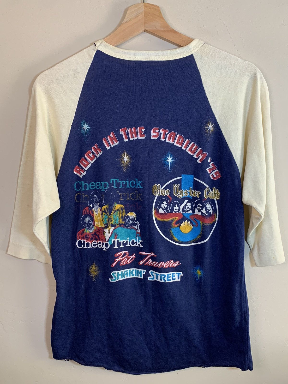 Band Tees × Vintage *RARE* Vintage 1979 Rock In The Stadium Concert Raglan Shirt Size US L / EU 52-54 / 3 - 2 Thumbnail