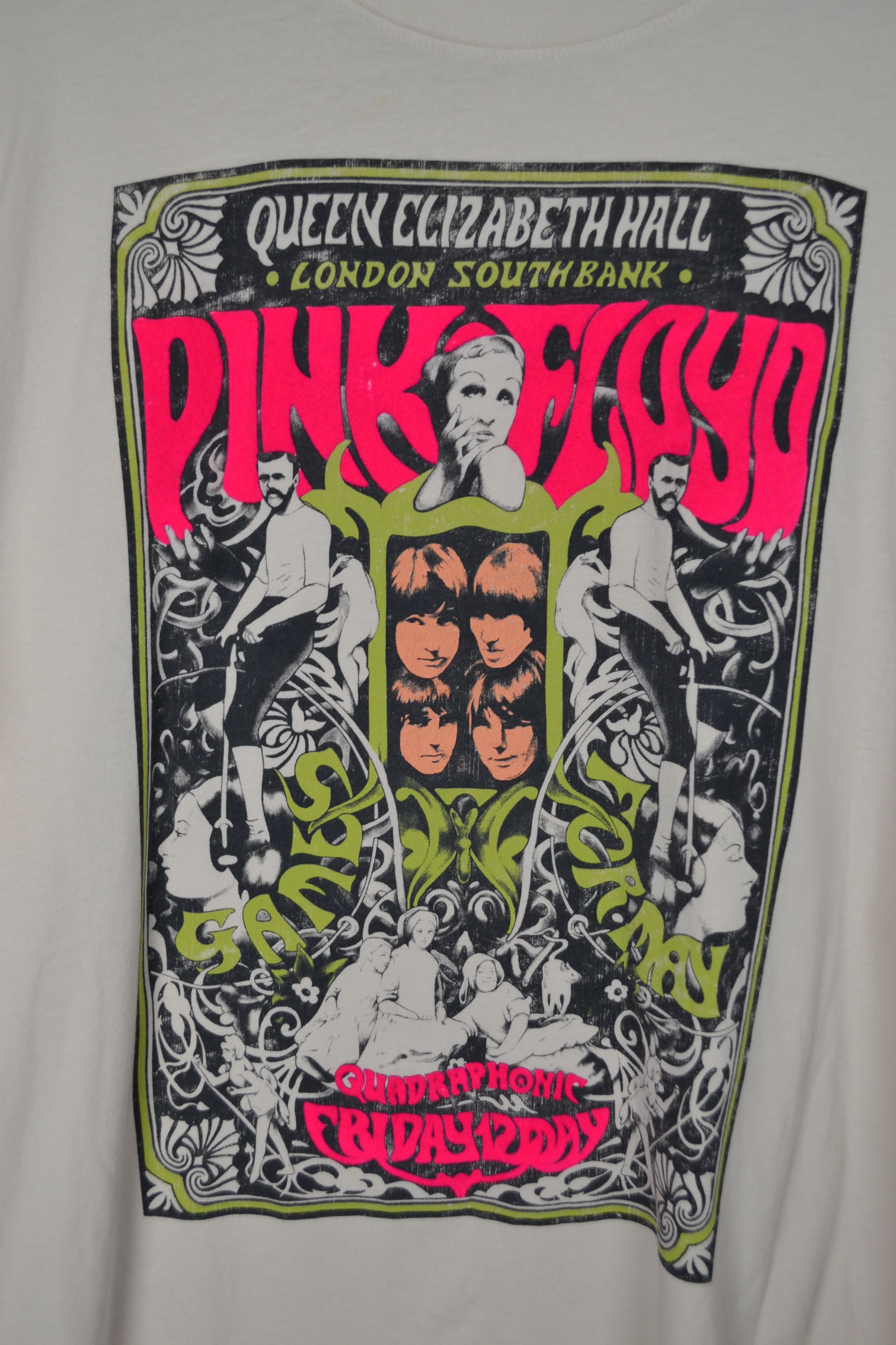 Daydreamer Daydreamer Pink Floyd Poster T-shirt Size ONE SIZE - 3 Thumbnail