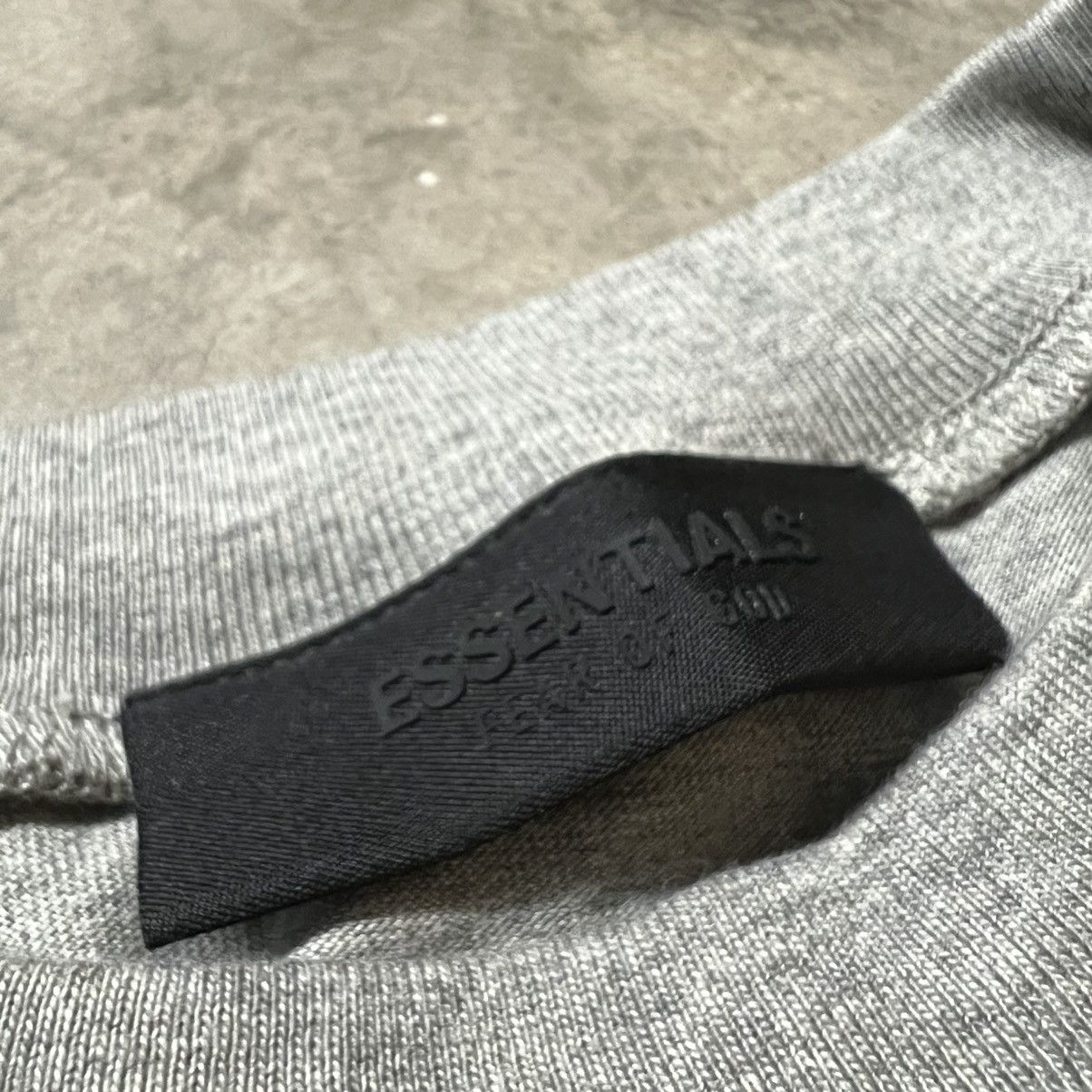 Essentials × Fear of God Fear of God FOG Essentials Basic Grey T-Shirt Size US L / EU 52-54 / 3 - 7 Thumbnail