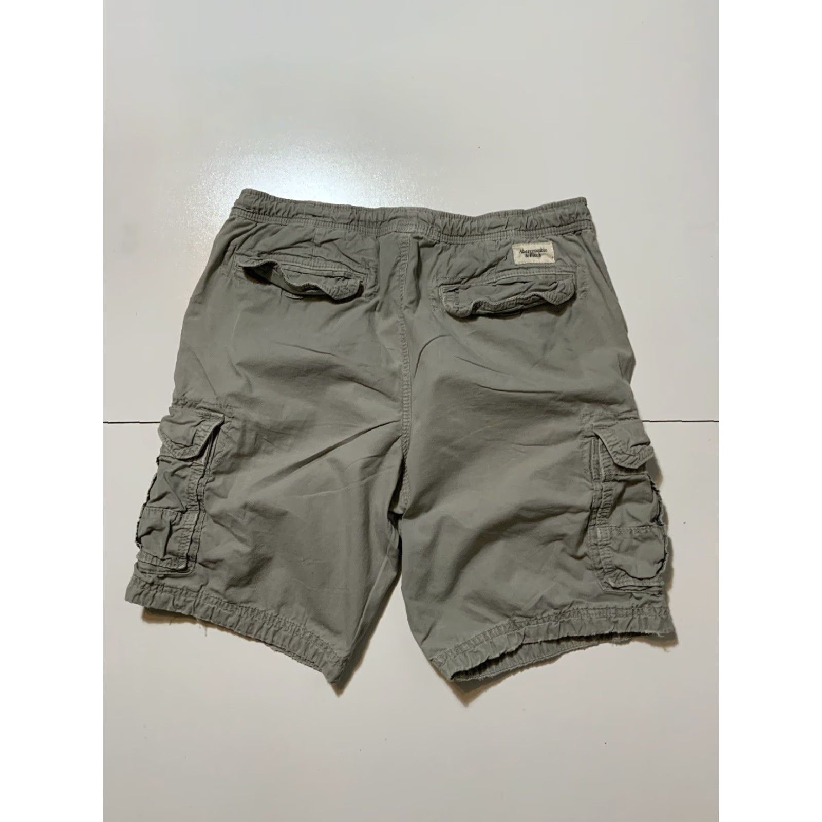 Abercrombie & Fitch Abercrombie & Fitch New York Grey Cargo Cotton Twill Drawstring Shorts Sz. M Men Cargo Shorts Grey M Size US 31 - 3 Thumbnail