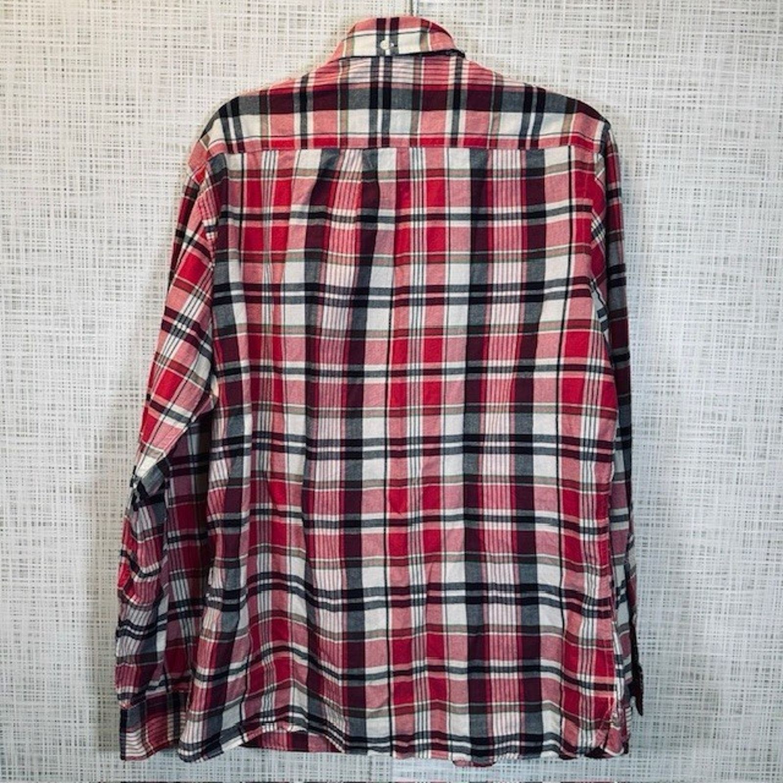 Brooks Brothers Brooks Brothers Red Fleece XL Button Shirt Red Plaid Cotton Size US XL / EU 56 / 4 - 5 Thumbnail