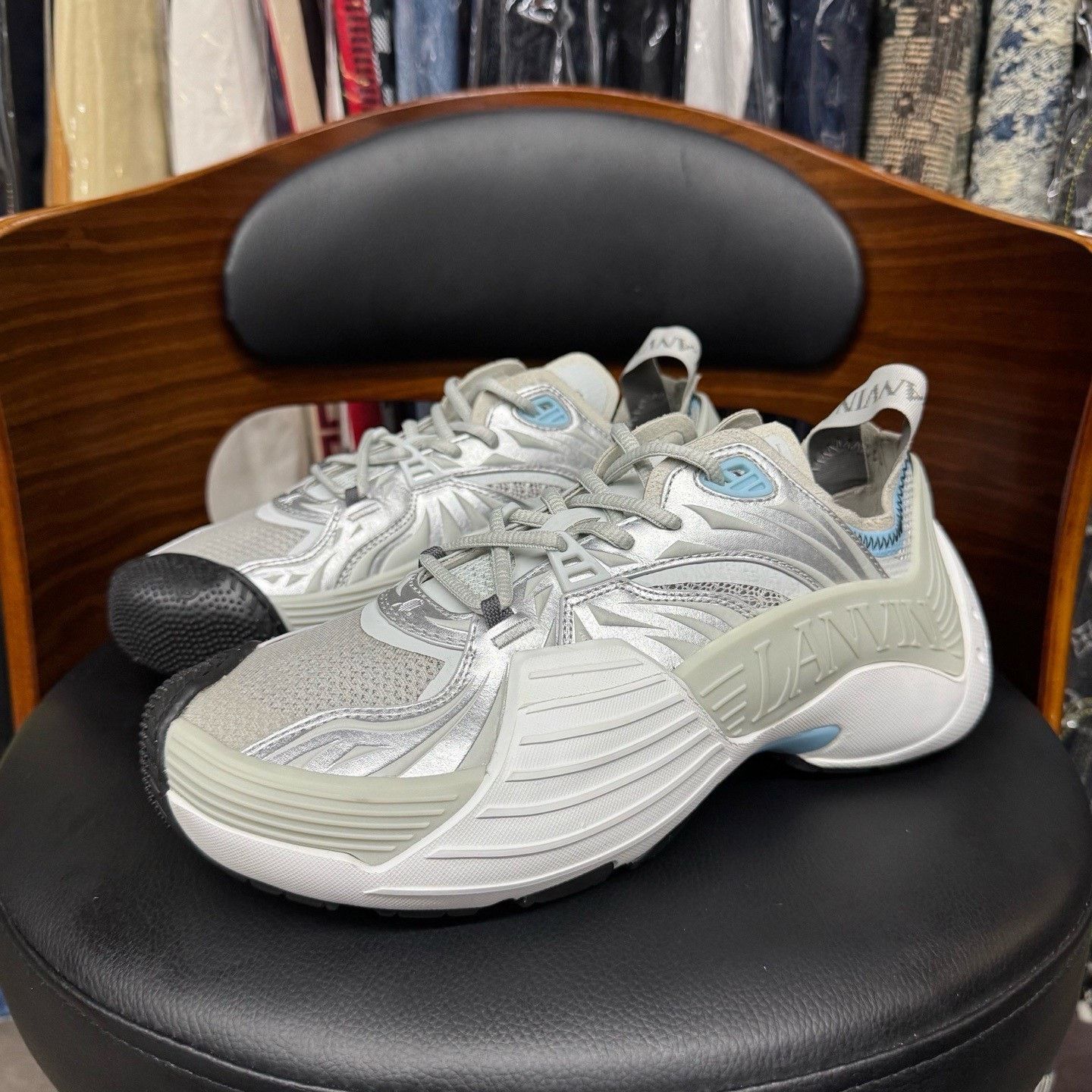 Lanvin Lanvin White Lowtop Sneakers 40 Men Size US 7.5 / EU 40-41 - 1 Thumbnail