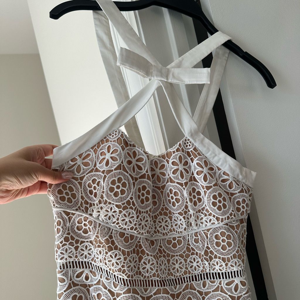 Zara Chic White Lace Halter Mini Dress Size S / US 4 / IT 40 - 5 Thumbnail
