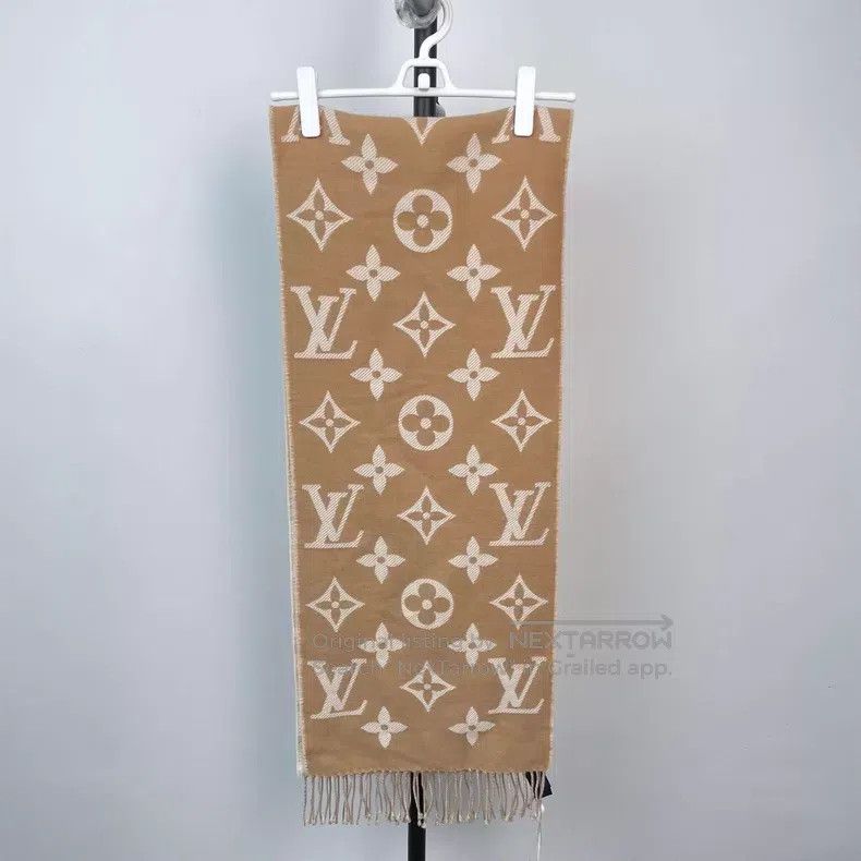 Louis Vuitton Louis Vuitton Creamy classic presbyopic double-faced cashm Size ONE SIZE - 1 Thumbnail