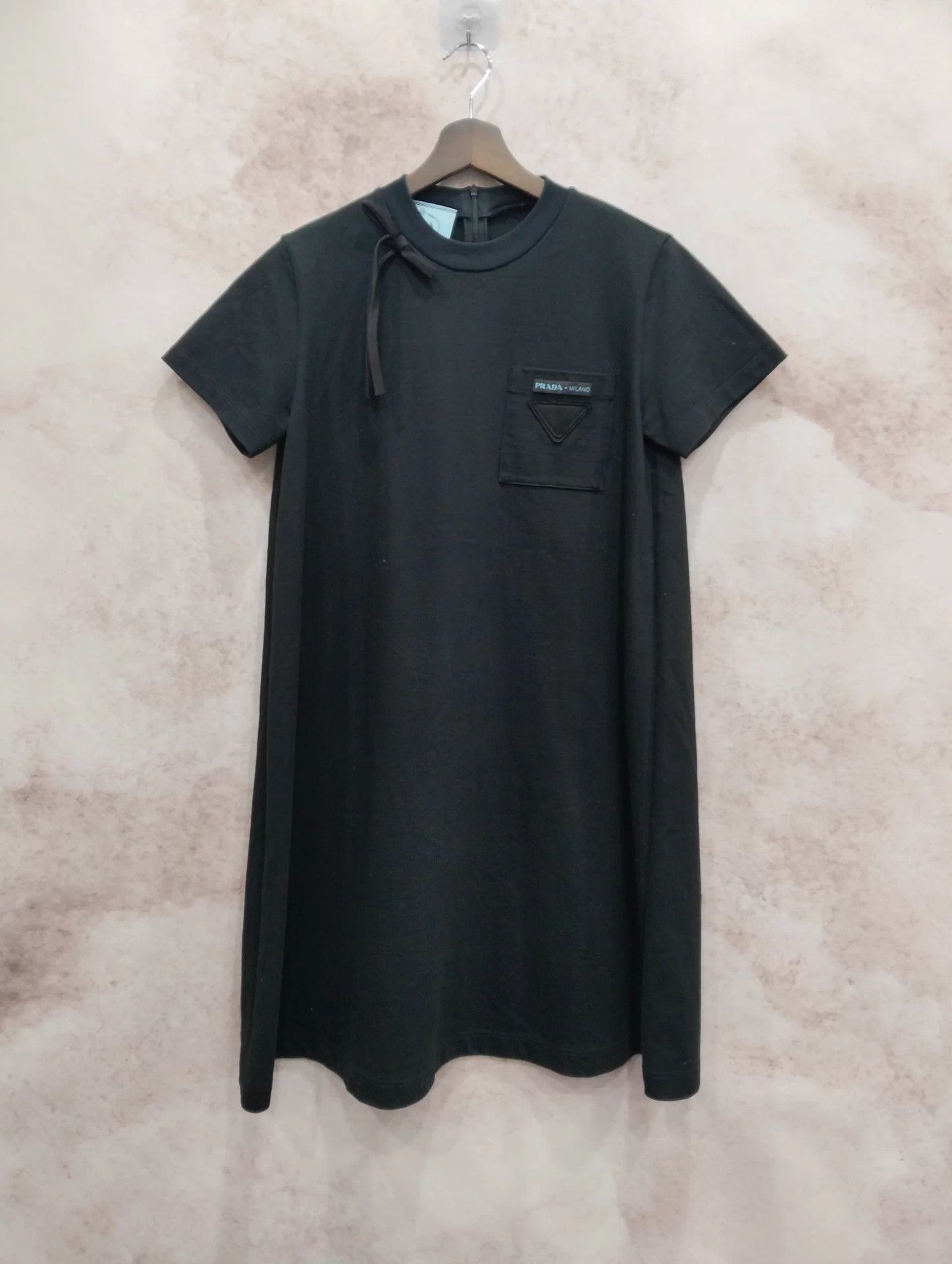 Prada Prada Black Bow Short Sleeve Dress Size M / US 6-8 / IT 42-44 - 1 Thumbnail