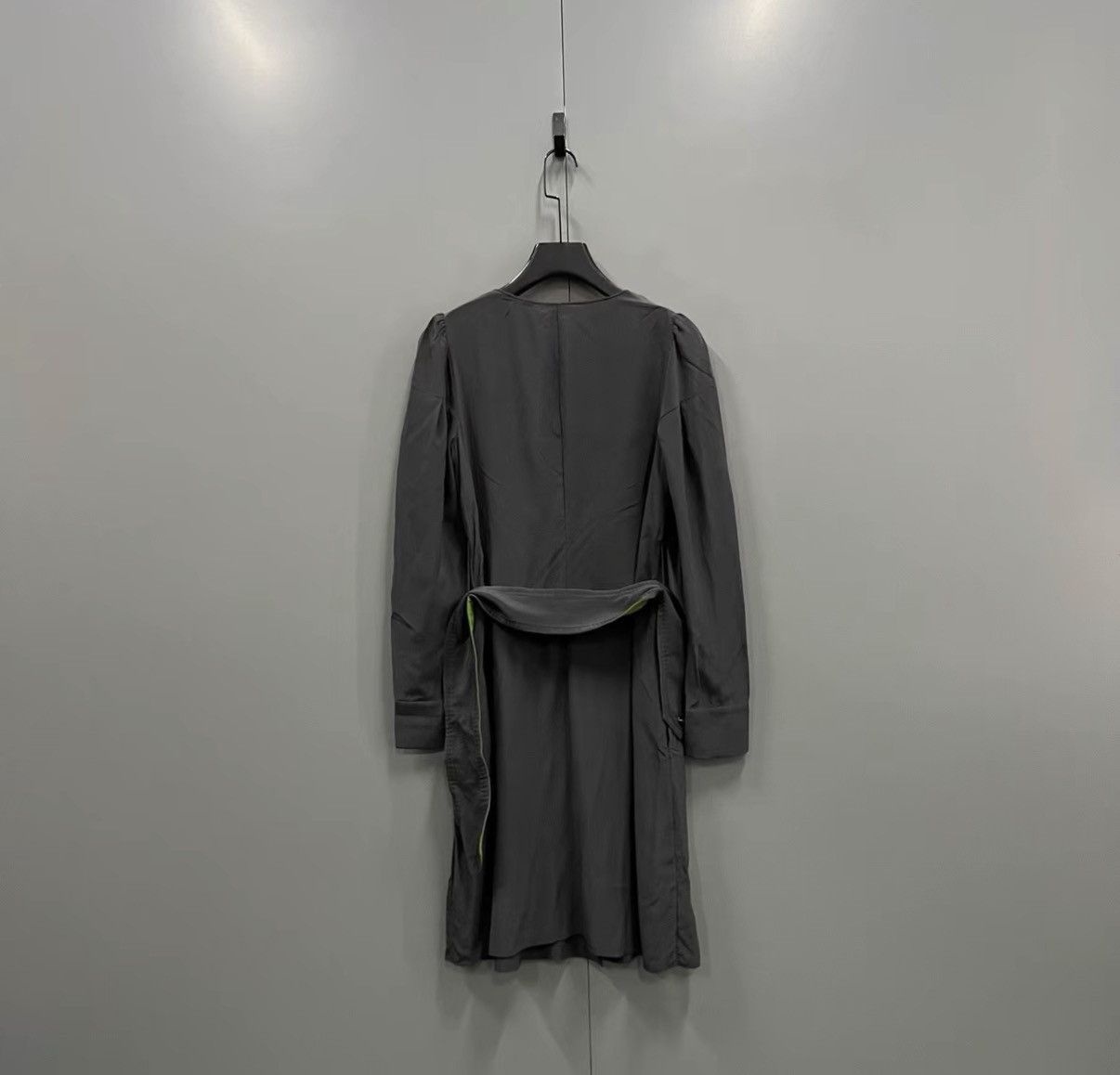 DOROTHEE SCHUMACHER Dorothee Schumacher Dark Grey V-neck Dress J41 Size XS / US 0-2 / IT 36-38 - 2 Thumbnail