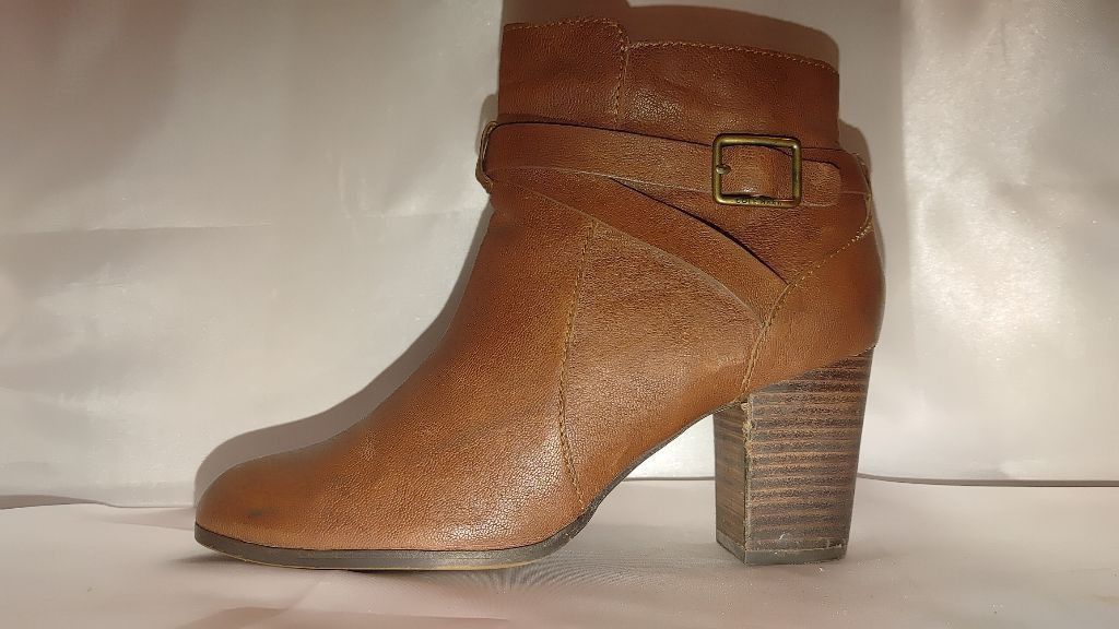 Cole Haan Cole Haan Cassidy Leather Ankle Bootie Size 8B Size US 8 / IT 38 - 2 Thumbnail