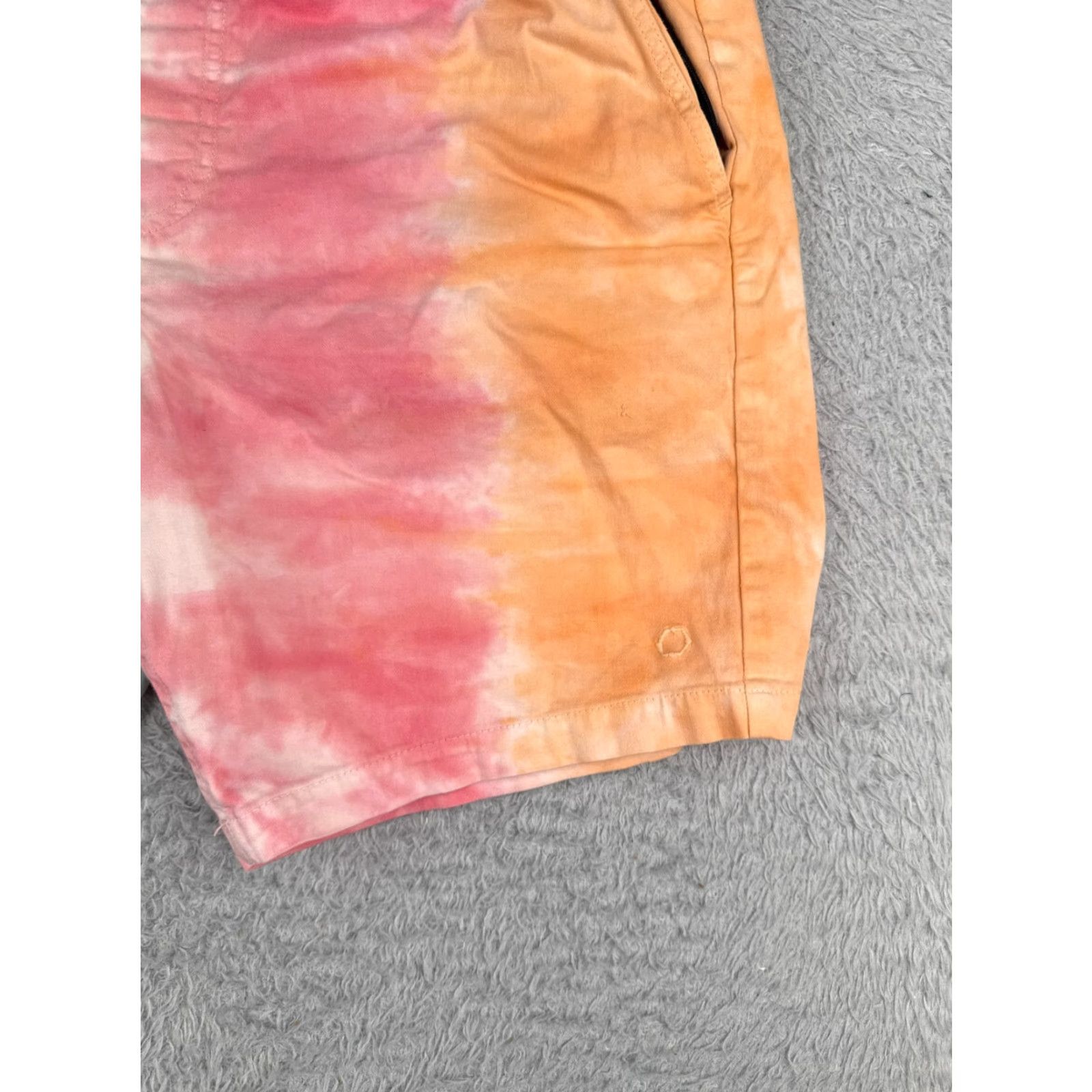 Empyre Empyre Mens Shorts Cargo 32x7 Pink Green Belted Zipper Pockets Hike Beach Regular Waist 32 in Polyester Cotton Solid 7 in Inseam Beach Outdoor Mens Size US 29 - 2 Thumbnail