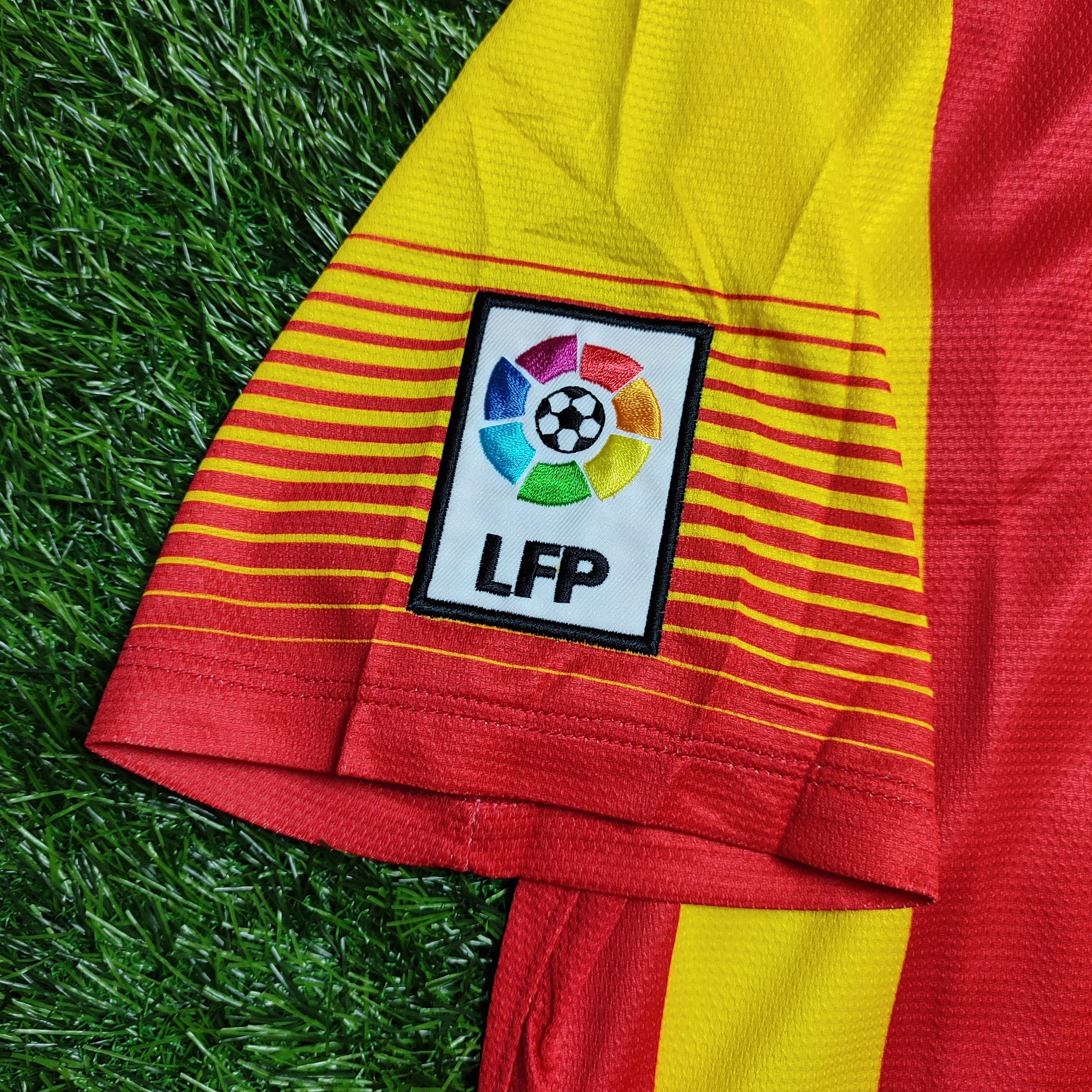 Nike Barcelona Away 2013-14 Messi #10 Soccer Jersey Size US M / EU 48-50 / 2 - 4 Thumbnail