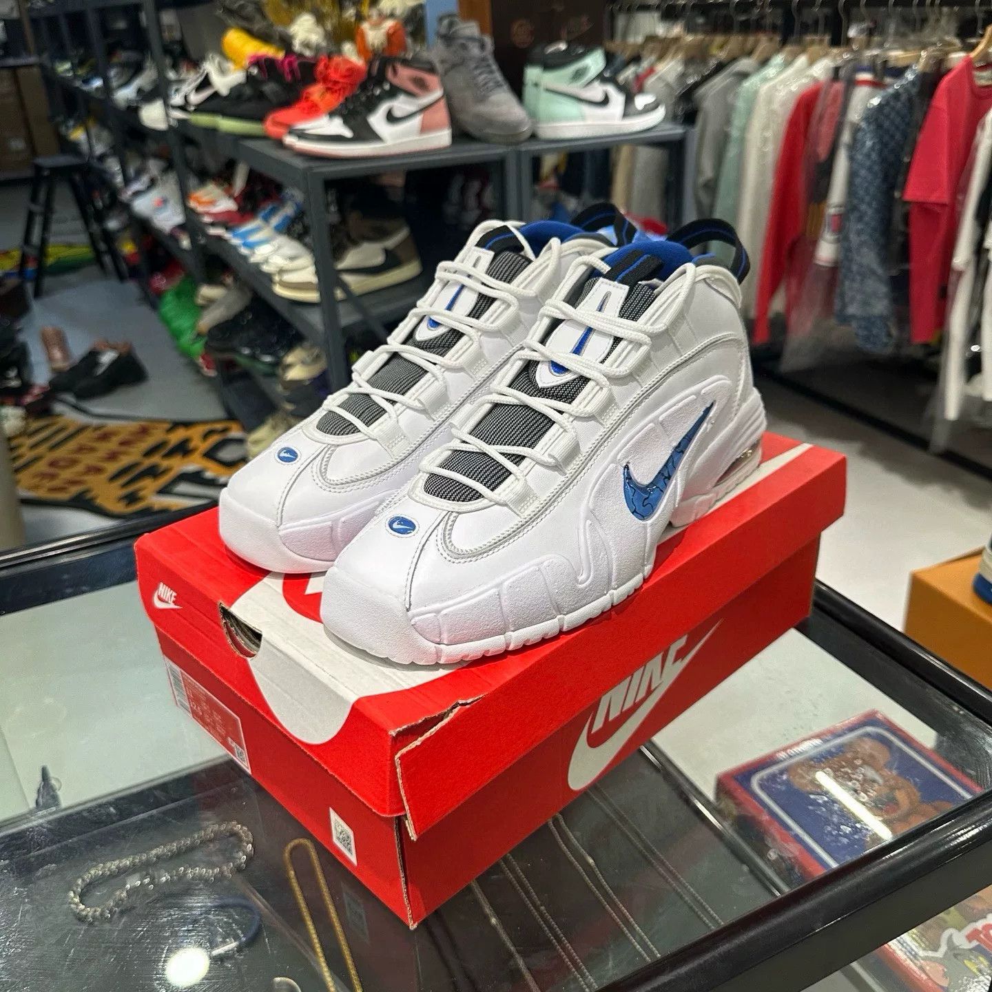 Nike Nike Blue Lowtop Sneakers 11.5 Men Size US 11.5 / EU 44-45 - 1 Thumbnail