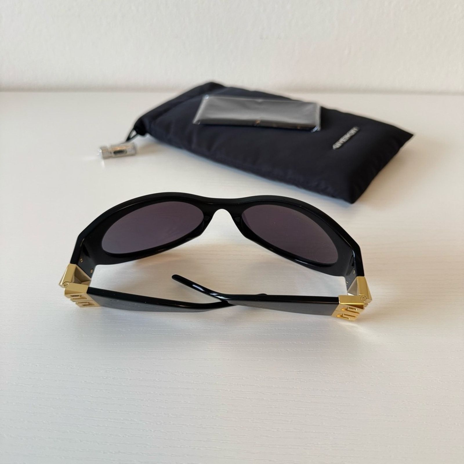Givenchy New! Givenchy Black Sunglasses GV40073I 01A, Authentic Size ONE SIZE - 5 Thumbnail