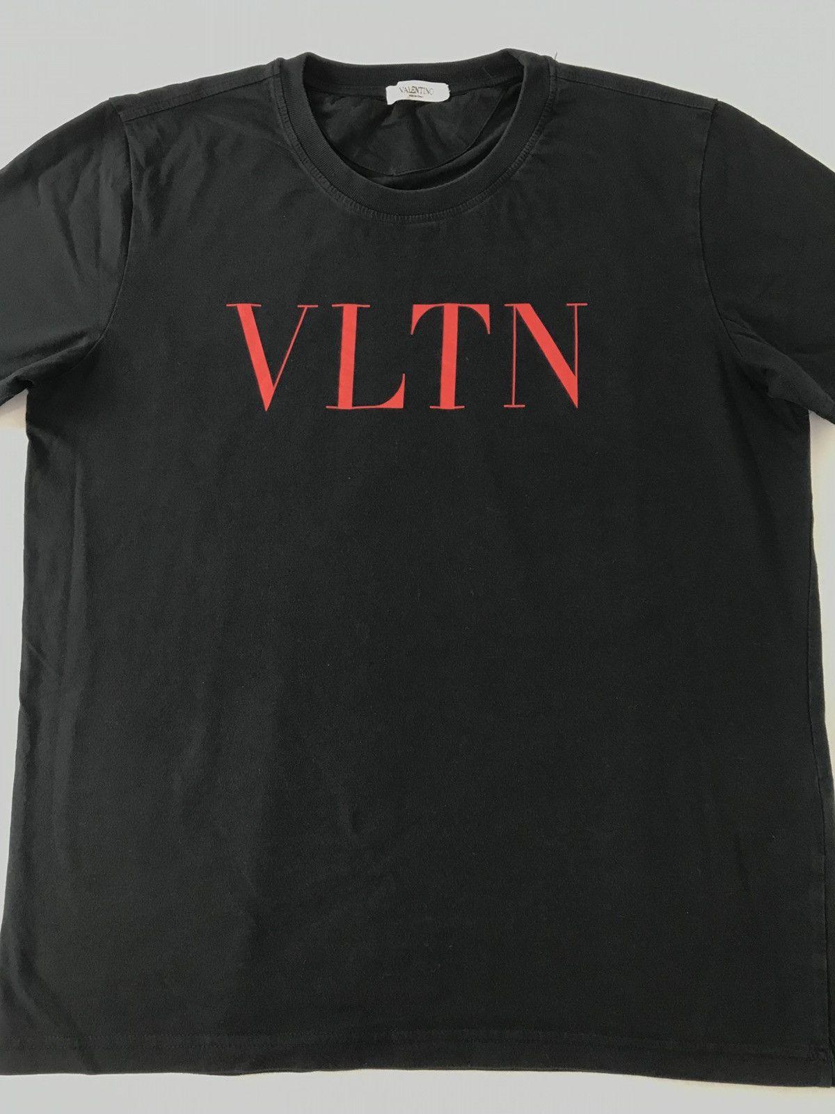 Valentino VLTN Valentino Spa Red Lettering Printed Black Tee T-shirt Size US L / EU 52-54 / 3 - 3 Thumbnail